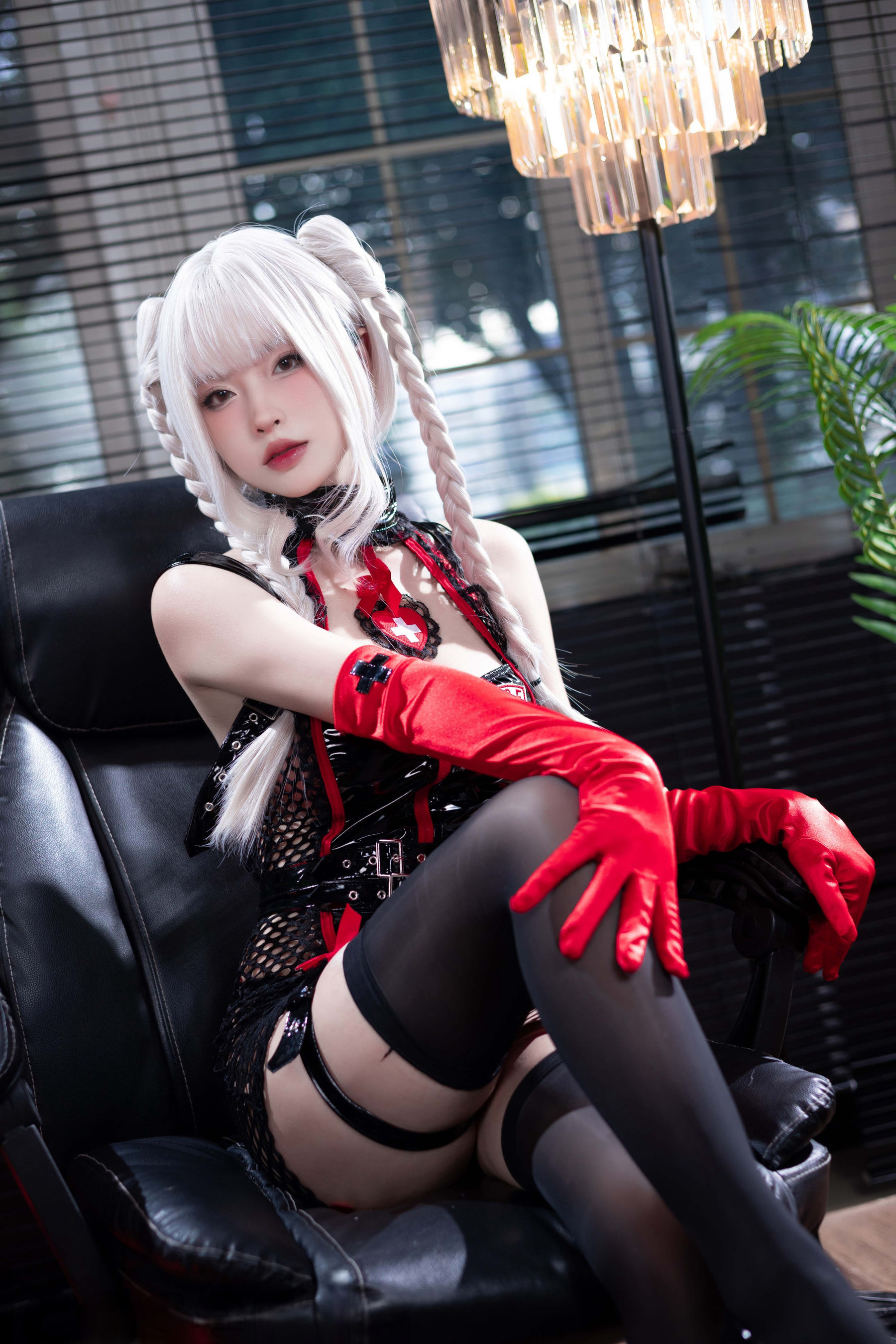 尤物清水由乃 - 白发护士/(57P)