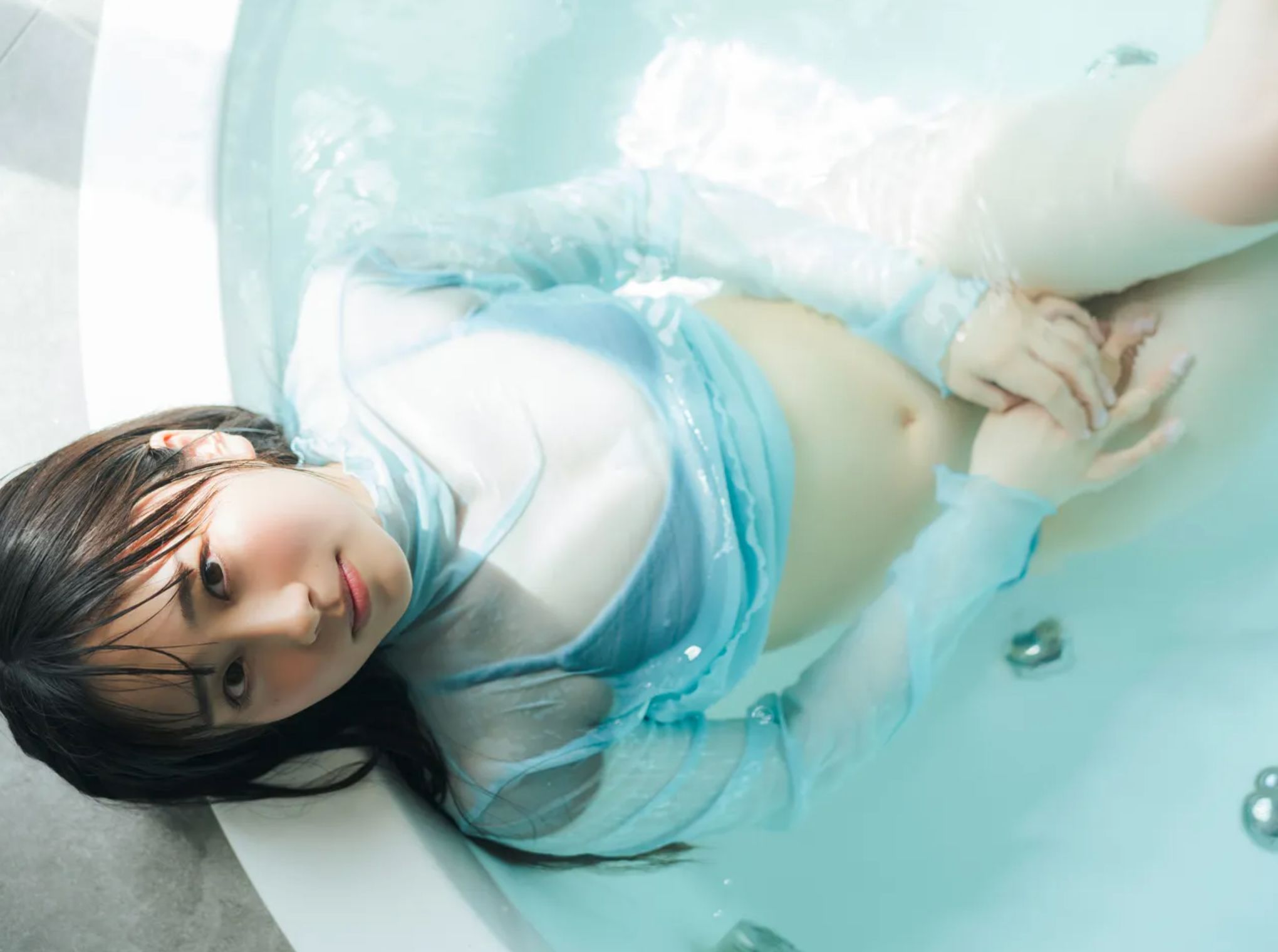 大白桃子 - 桃白 vol.2/(88P)