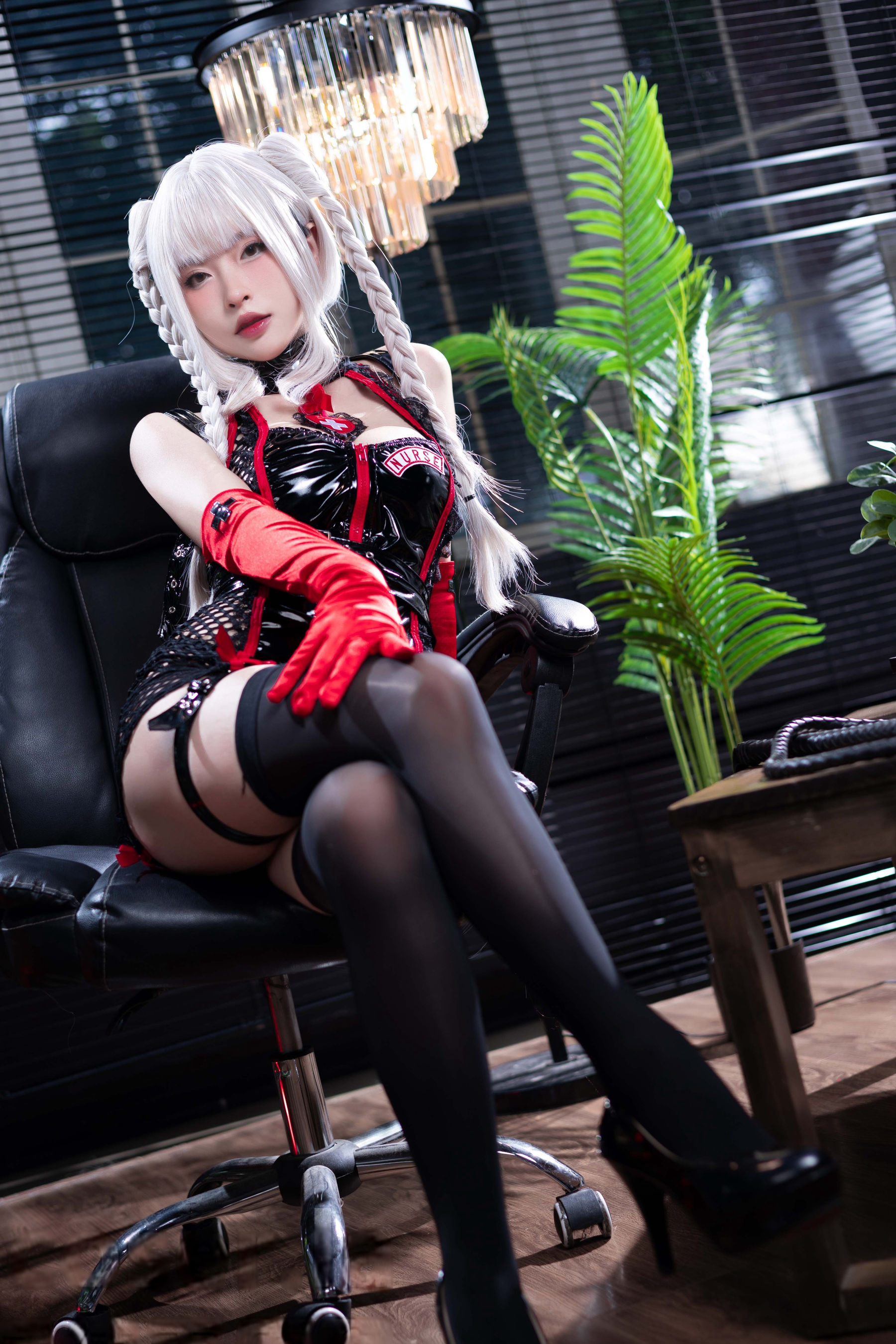 尤物清水由乃 - 白发护士/(57P)