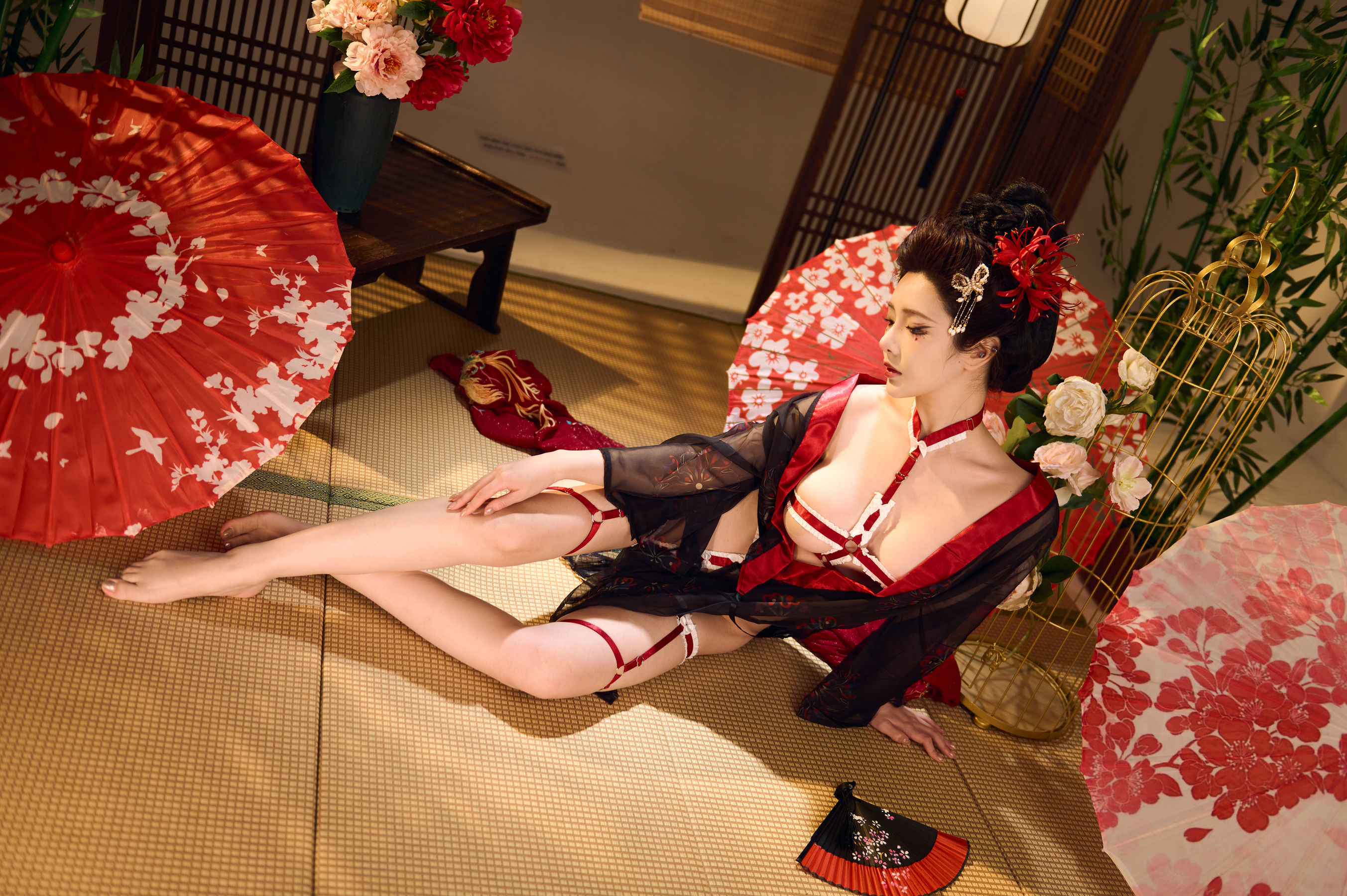 动漫博主雯妹 - 红袖添香/(61P)