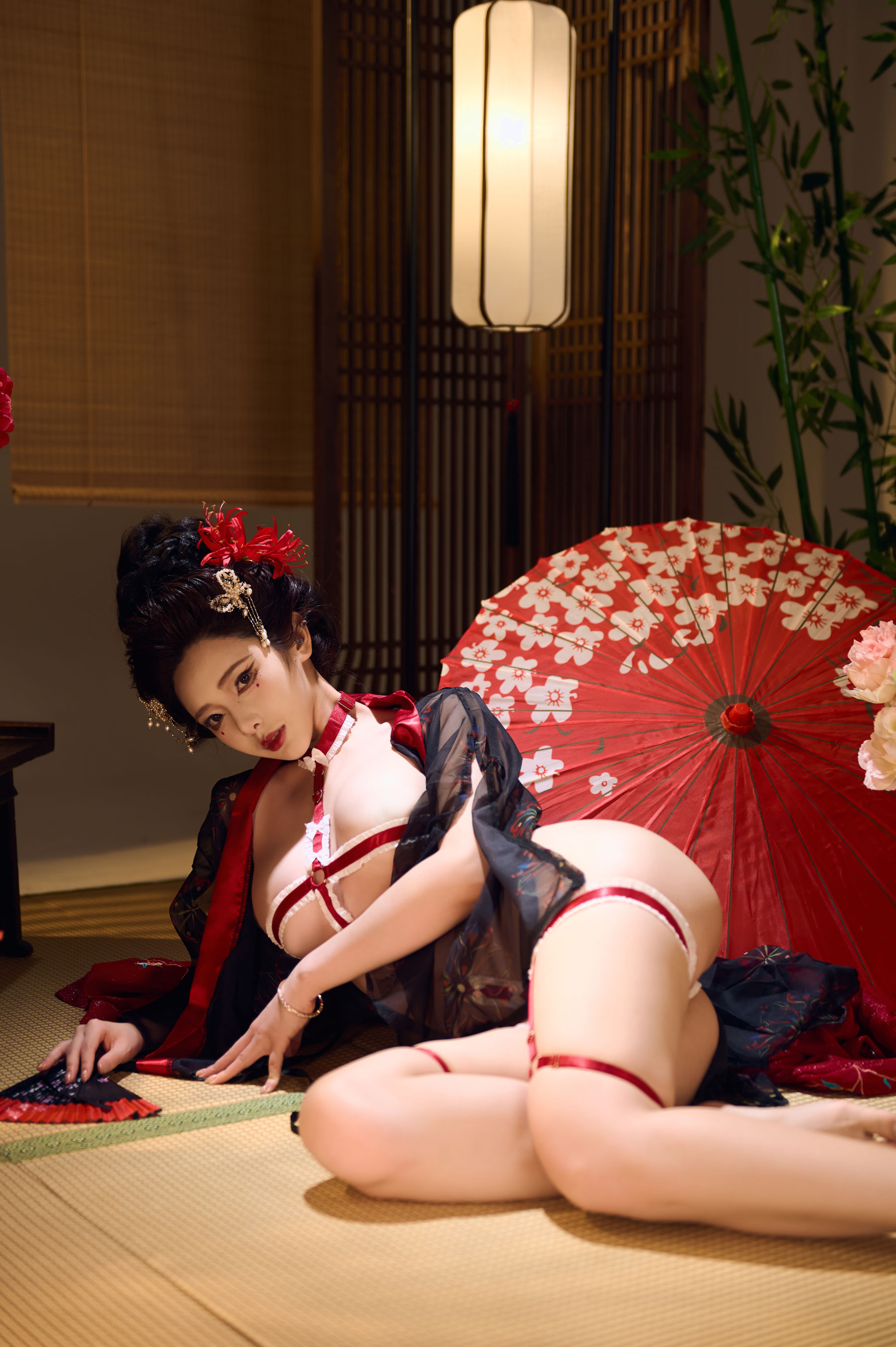 动漫博主雯妹 - 红袖添香/(61P)