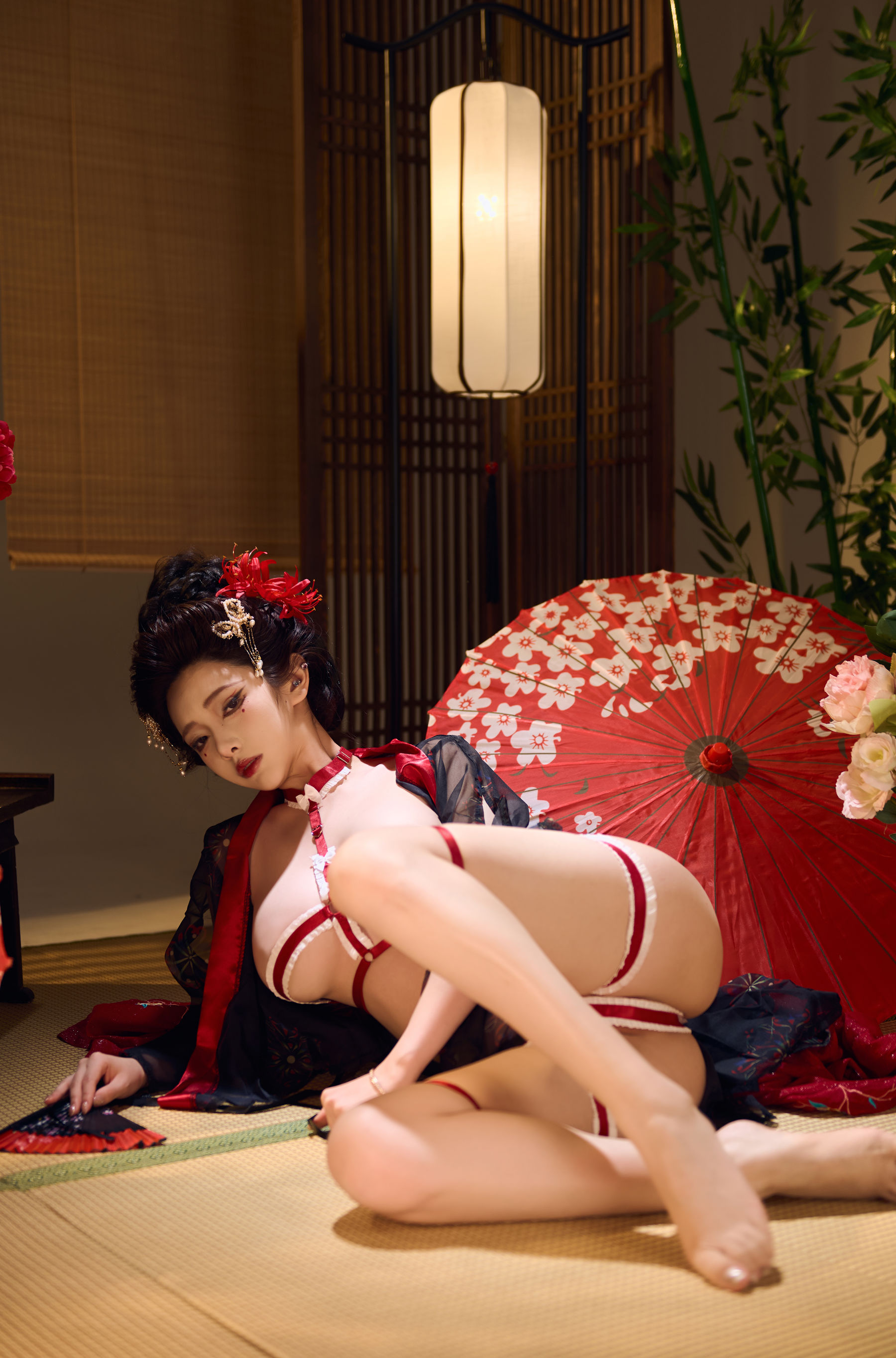 动漫博主雯妹 - 红袖添香/(61P)