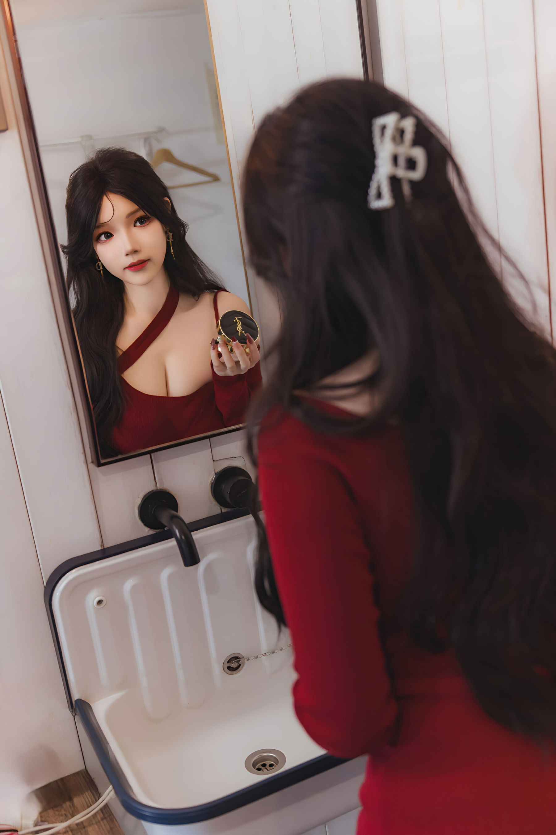 动漫博主雪晴Astra - 红裙黑丝小娇妻/(65P)