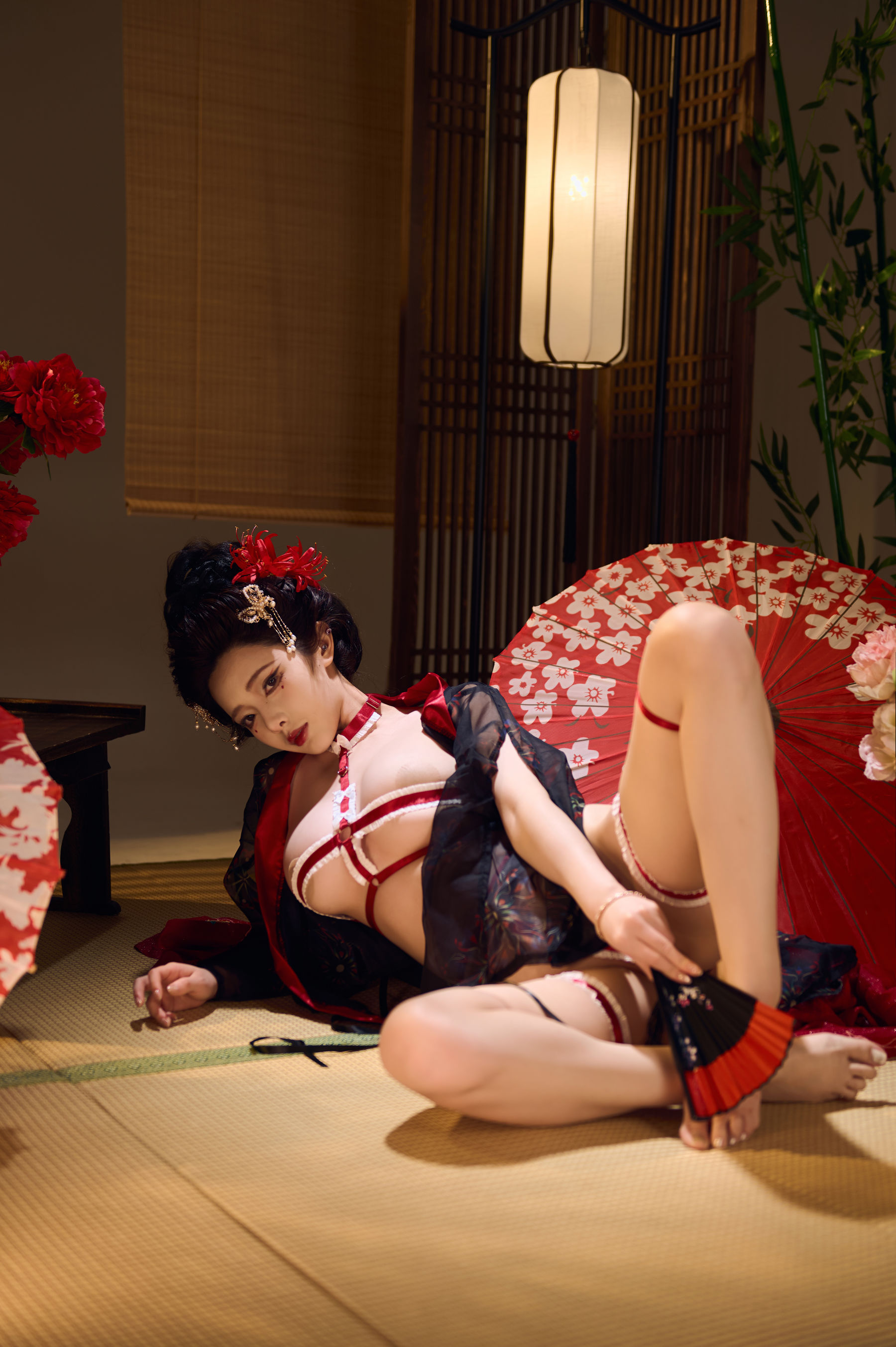 动漫博主雯妹 - 红袖添香/(61P)