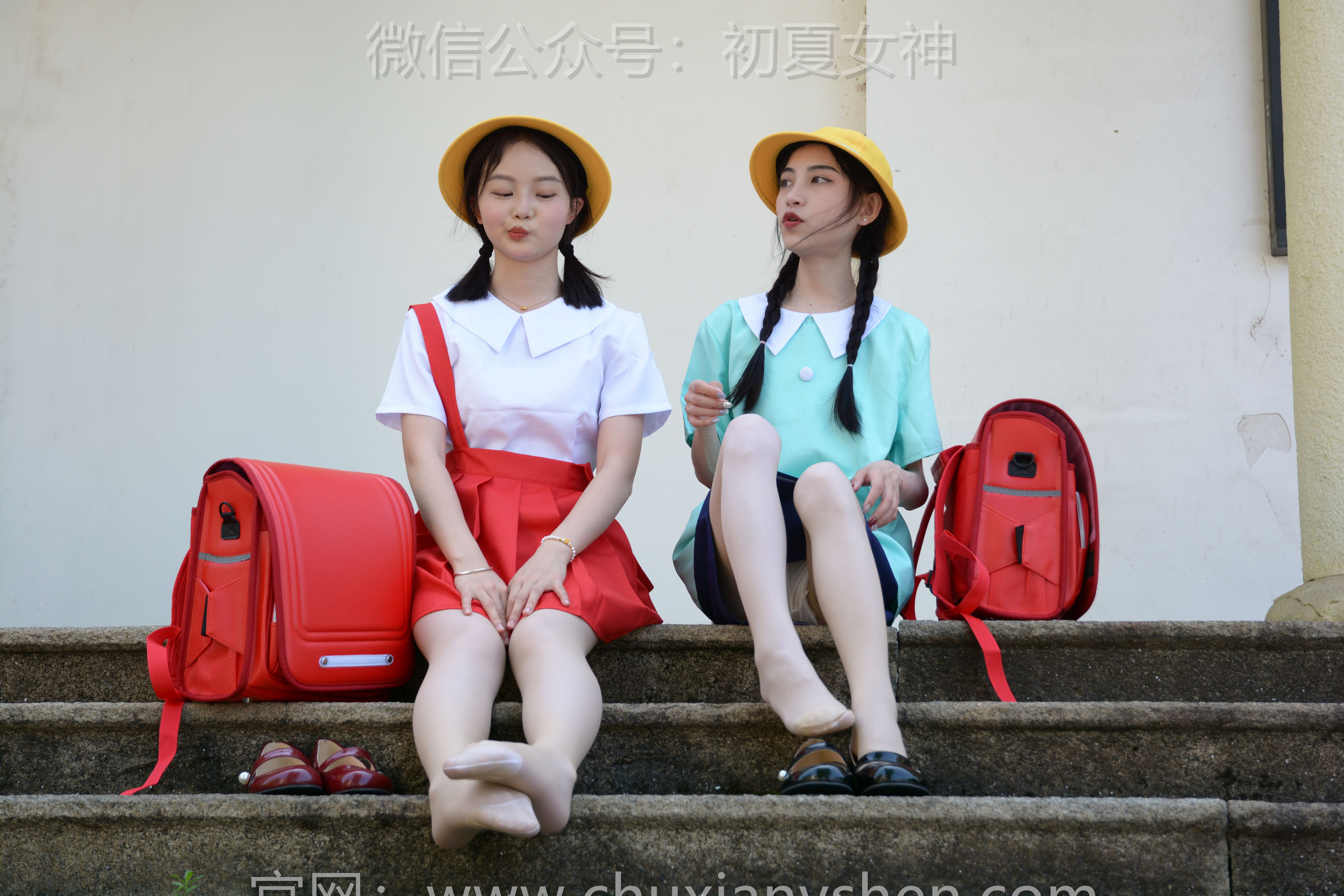 初夏女神 No.260 柒柒&双双 丸子vs小玉/(140P)