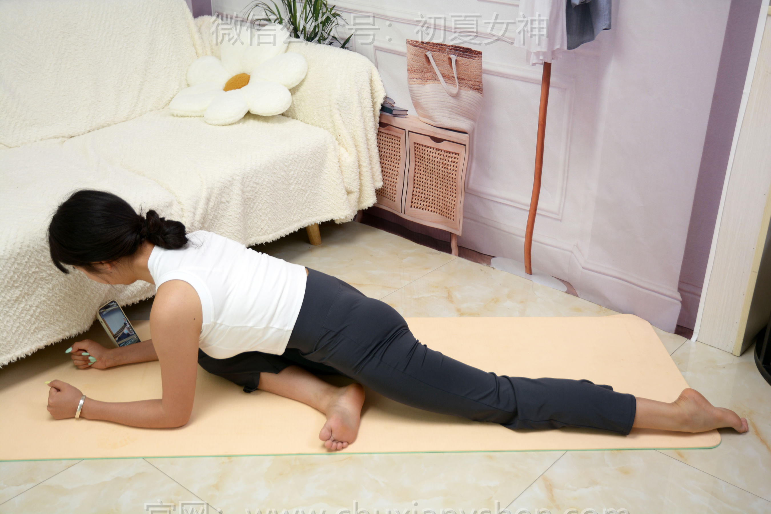 初夏女神 No.263 点点 瑜伽复习/(101P)