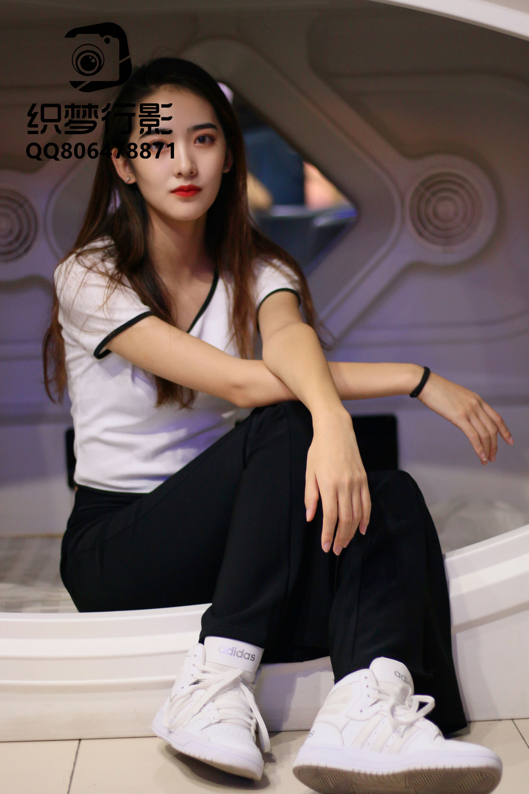 [织梦映像] 方寸之间-神游网络千万里/(300P)