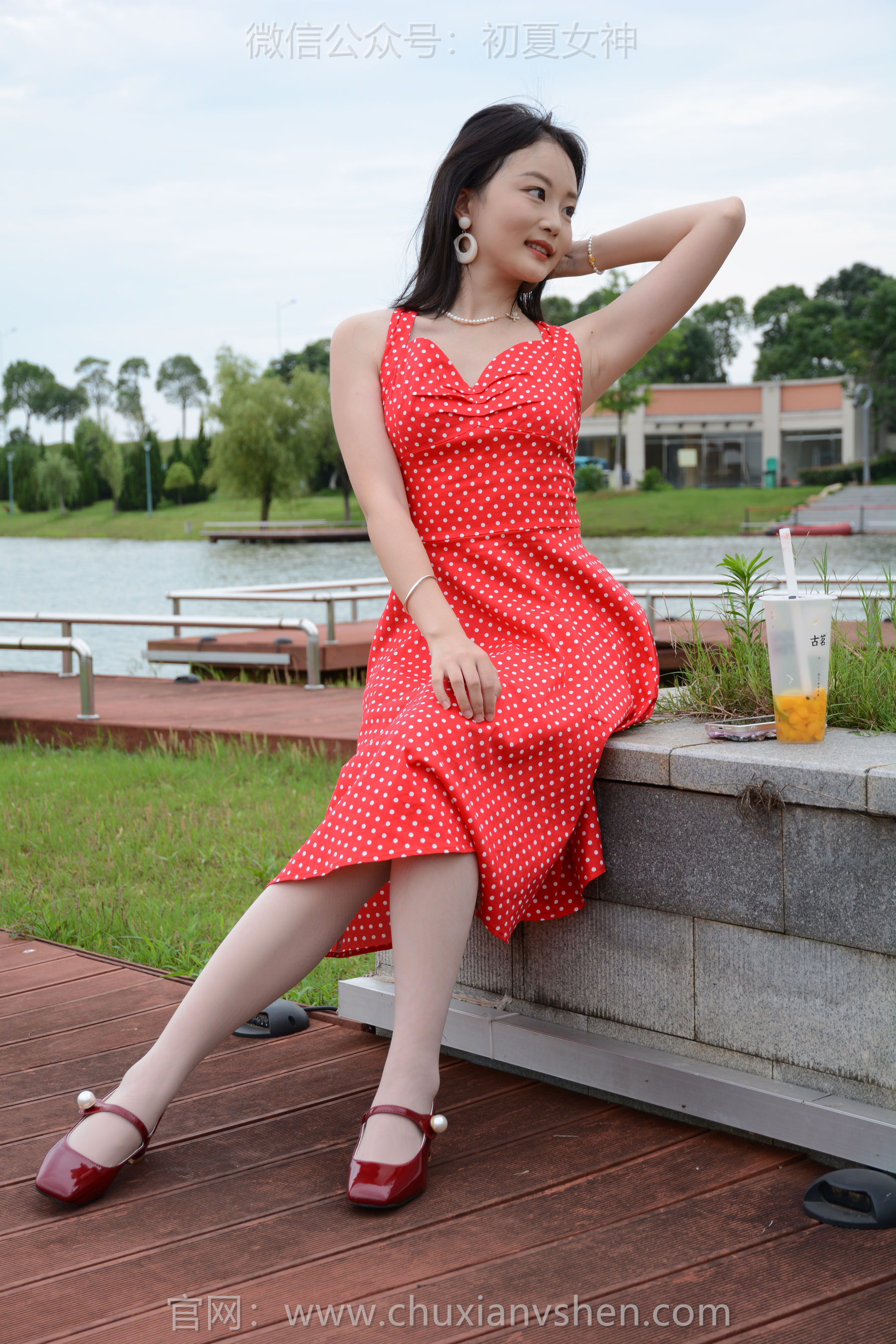 初夏女神 No.253 双双 港式装扮/(140P)