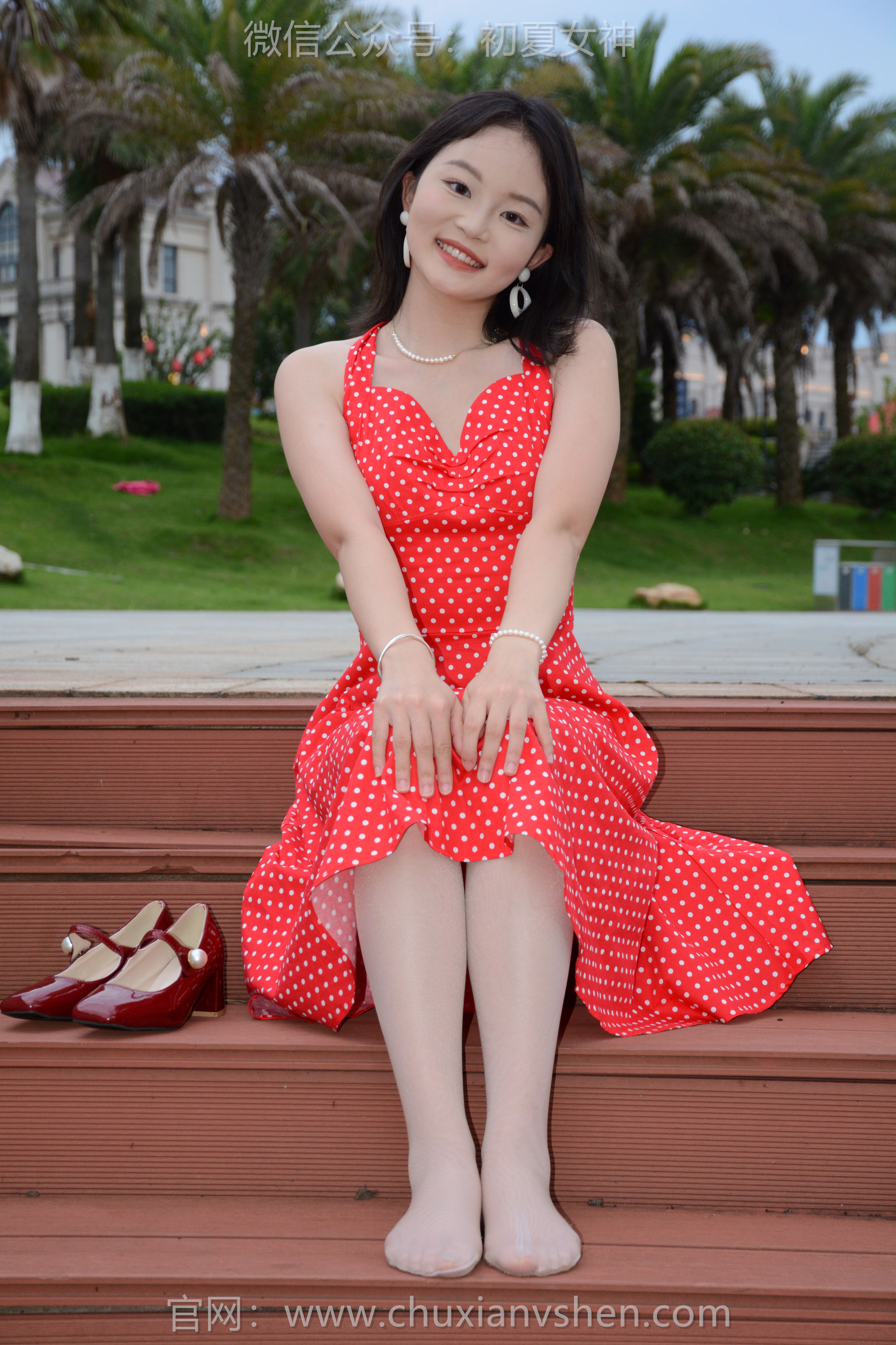 初夏女神 No.253 双双 港式装扮/(140P)