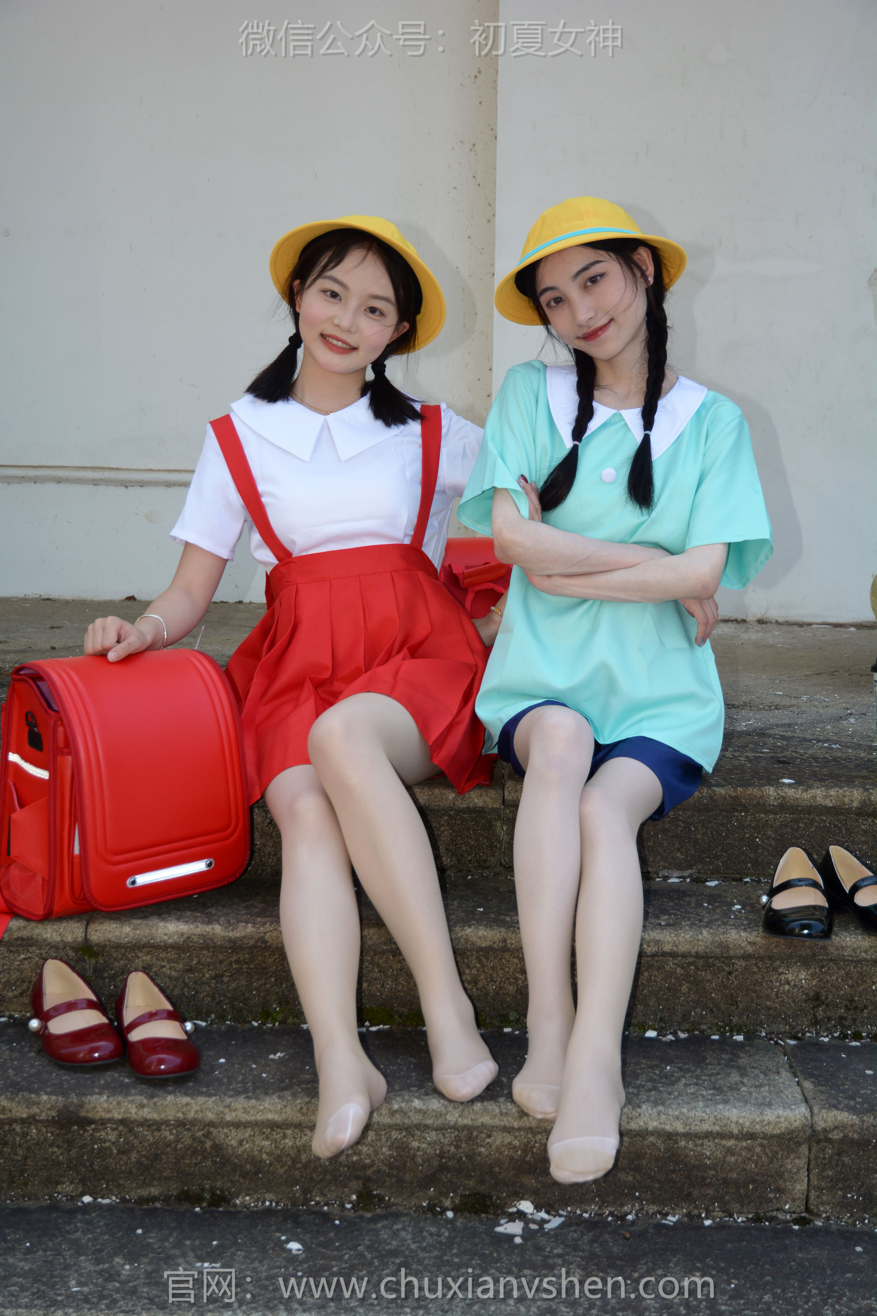 初夏女神 No.260 柒柒&双双 丸子vs小玉/(140P)