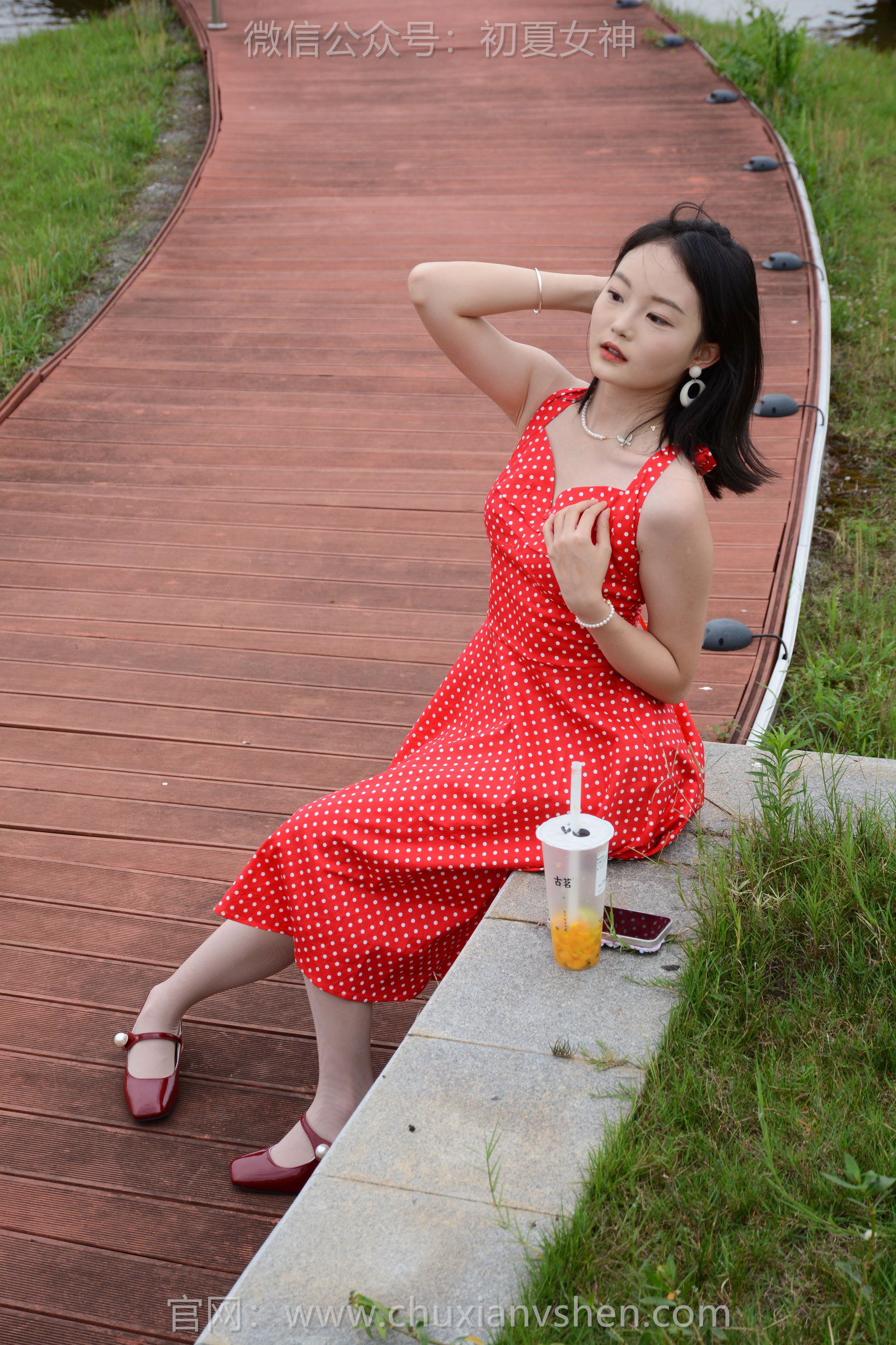 初夏女神 No.253 双双 港式装扮/(140P)