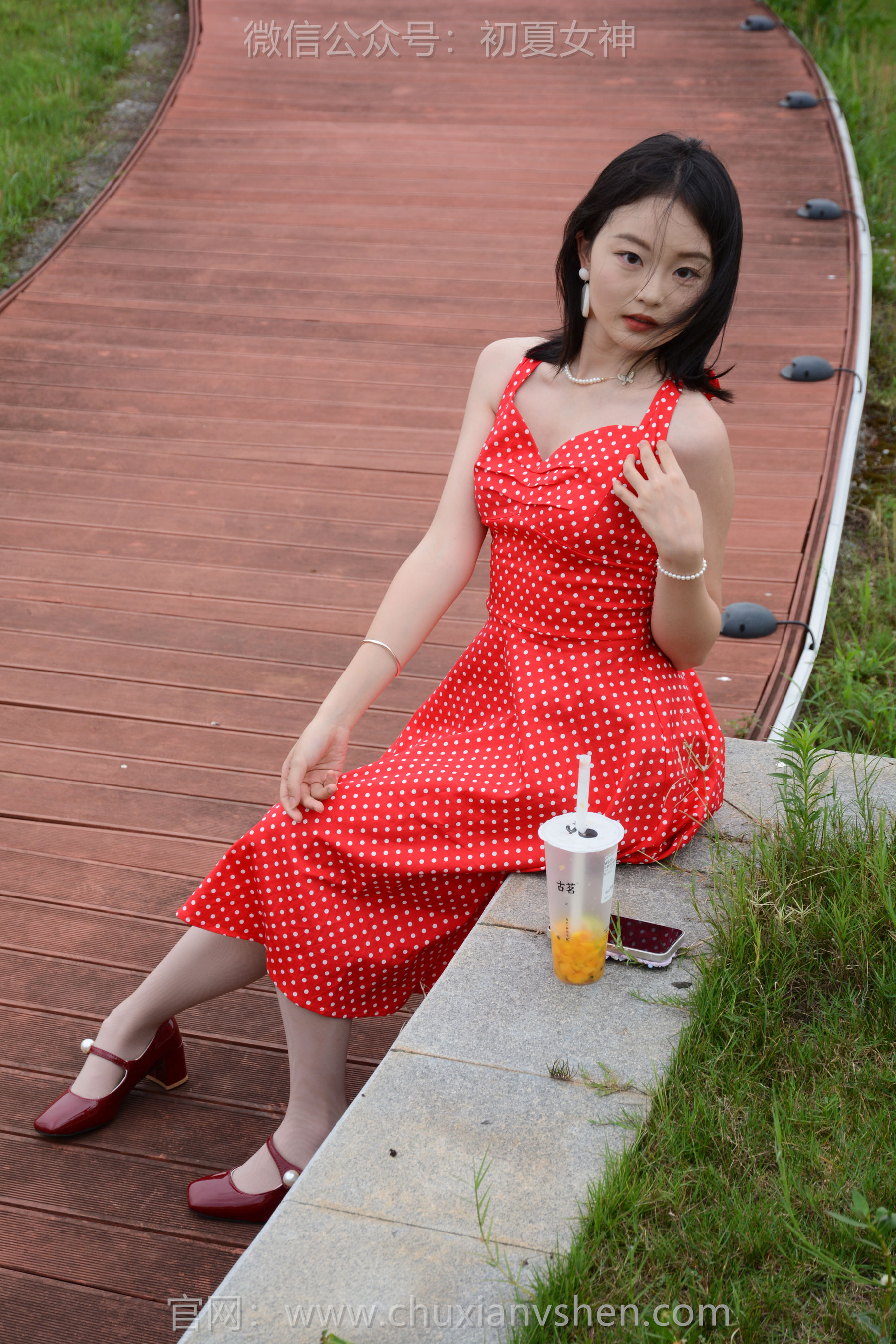 初夏女神 No.253 双双 港式装扮/(140P)