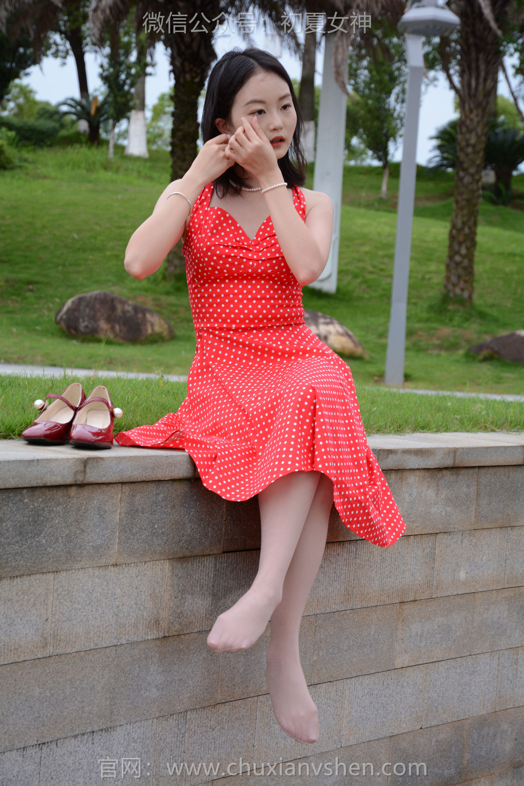 初夏女神 No.253 双双 港式装扮/(140P)