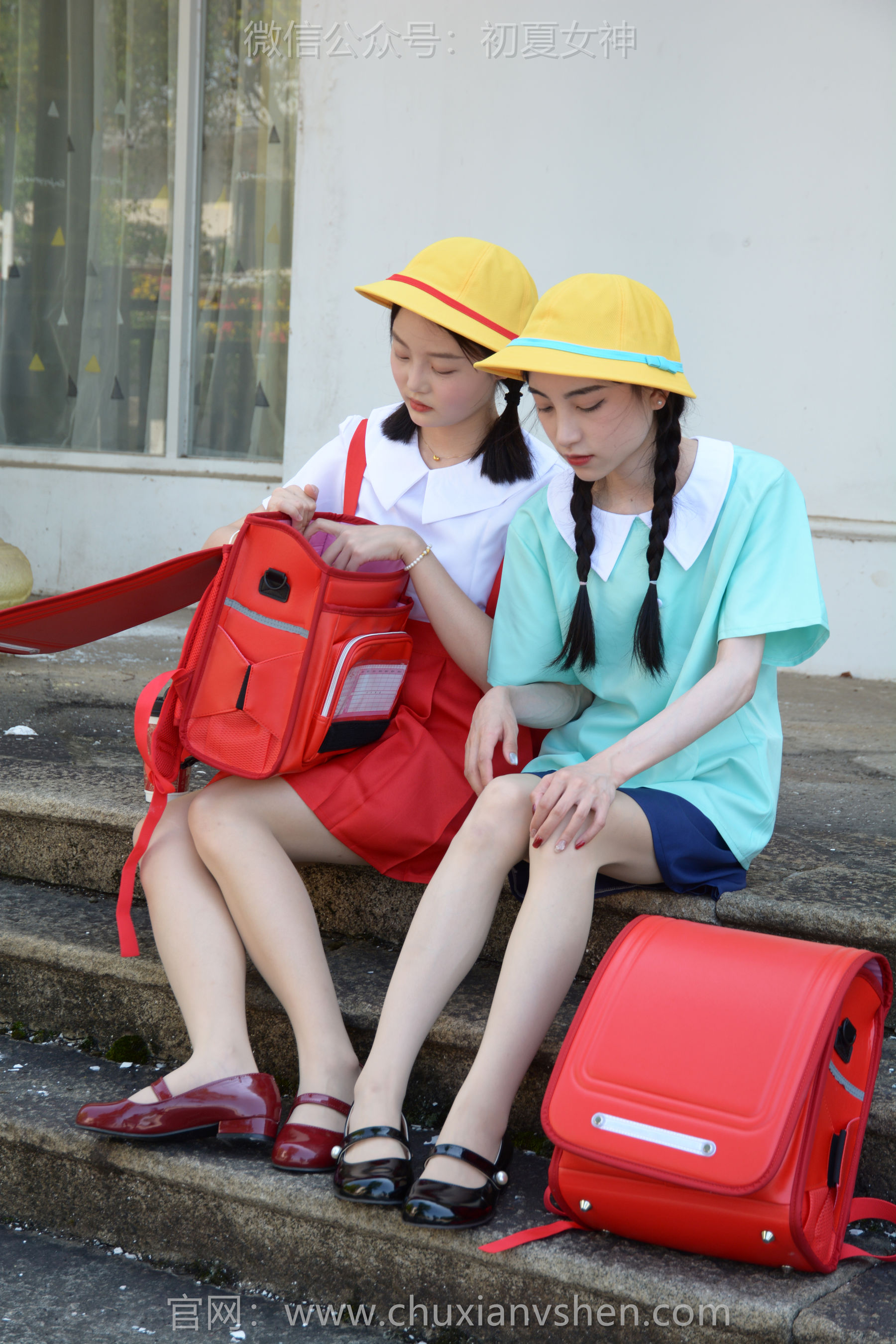 初夏女神 No.260 柒柒&双双 丸子vs小玉/(140P)