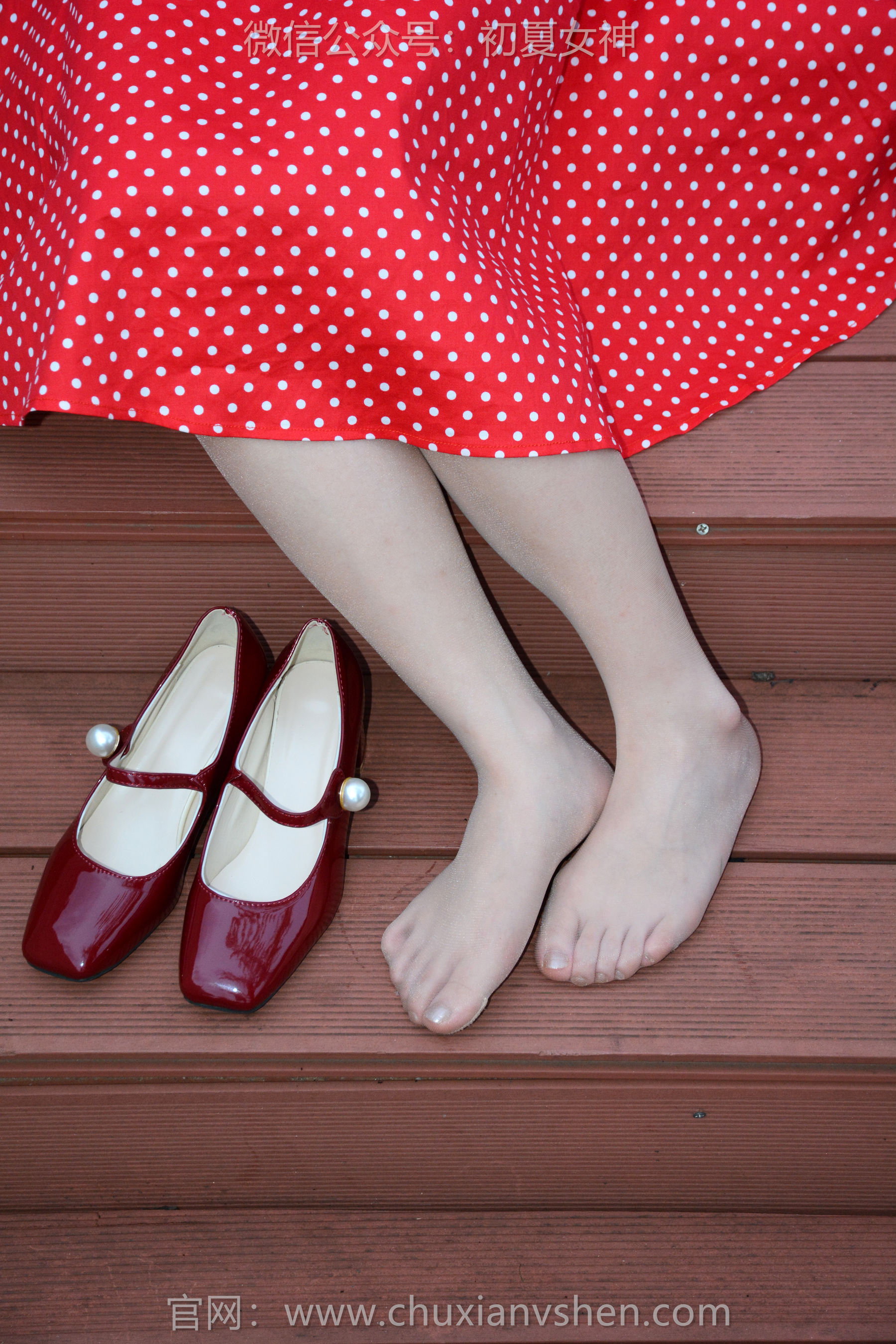 初夏女神 No.253 双双 港式装扮/(140P)