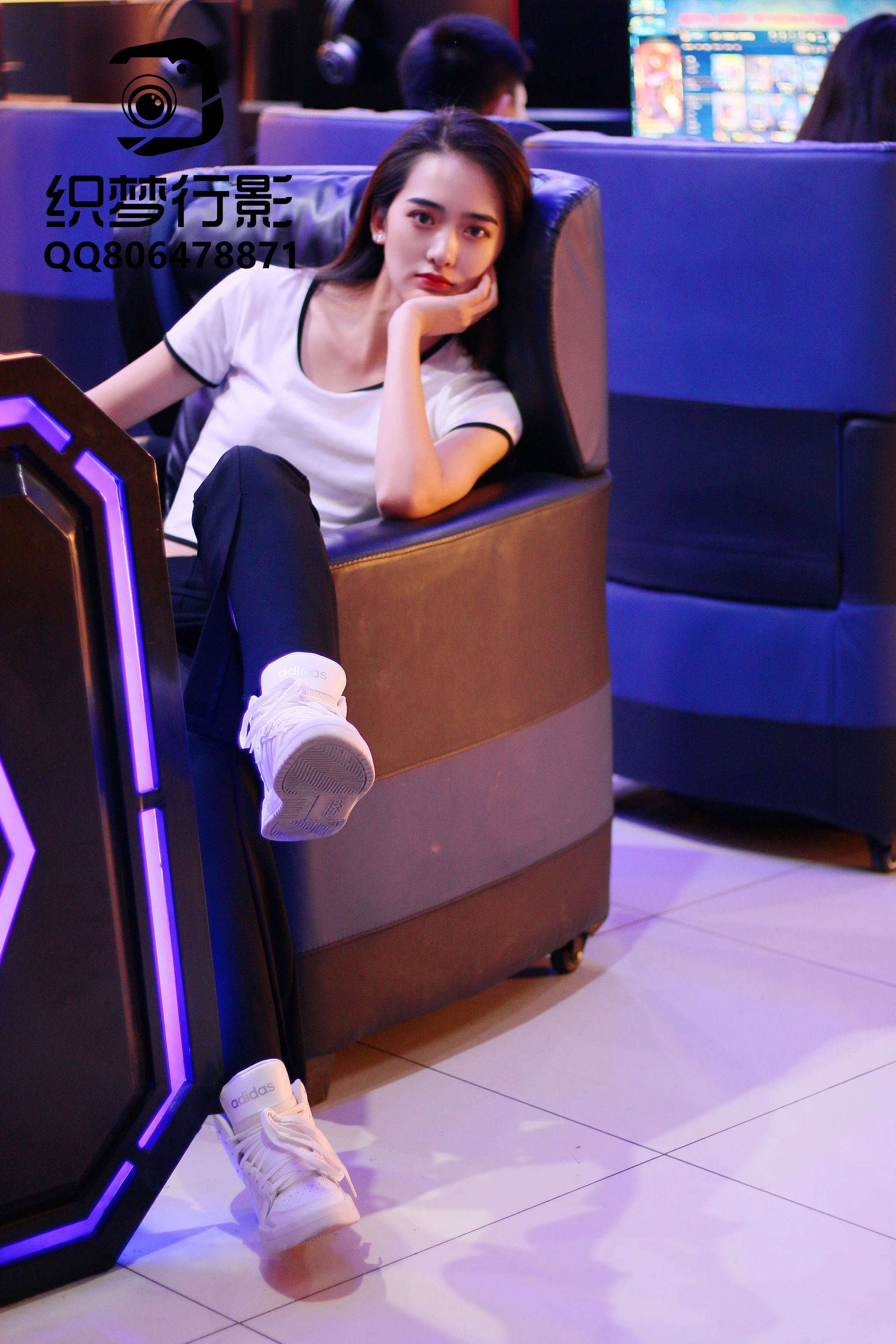 [织梦映像] 方寸之间-神游网络千万里/(300P)