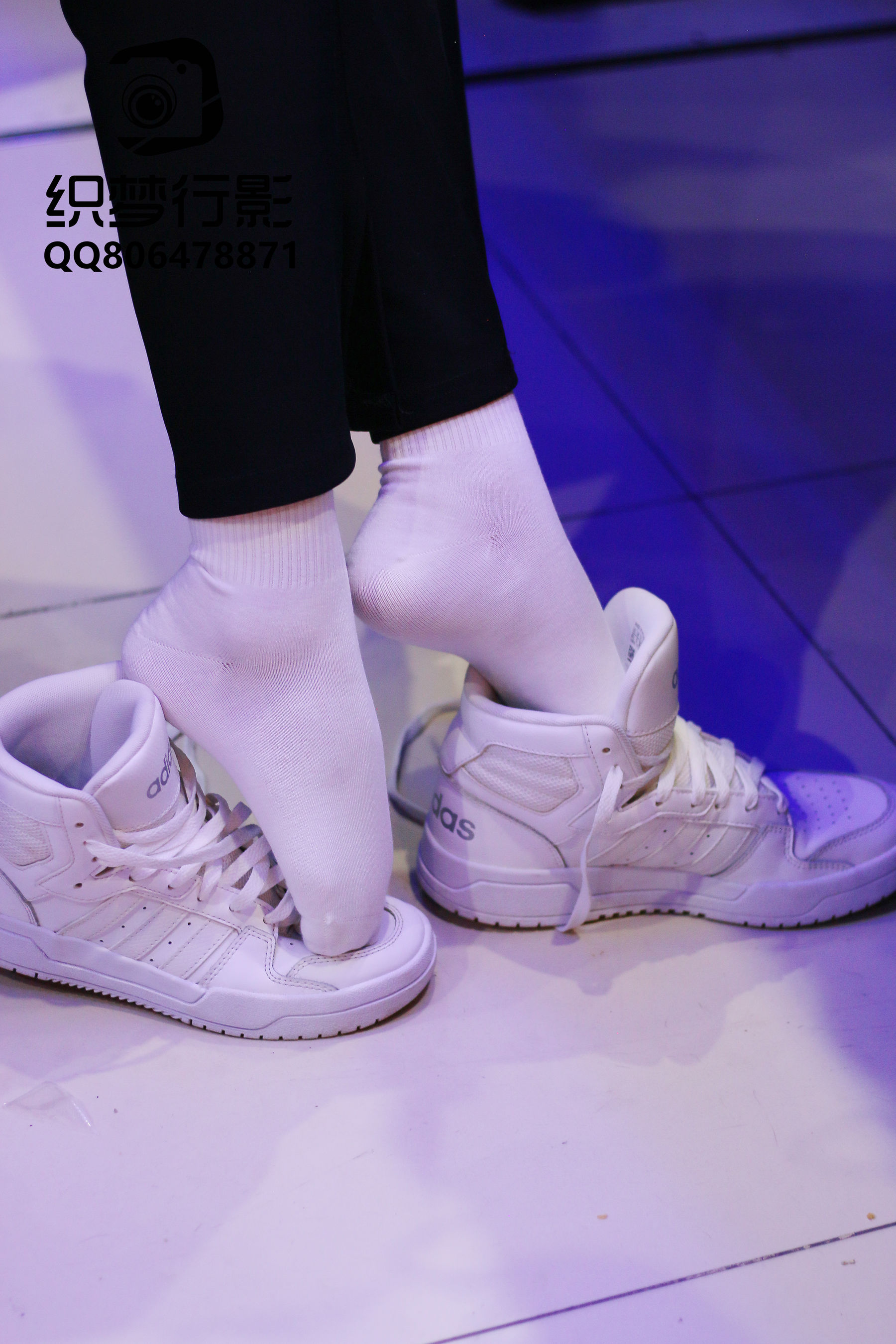 [织梦映像] 方寸之间-神游网络千万里/(300P)