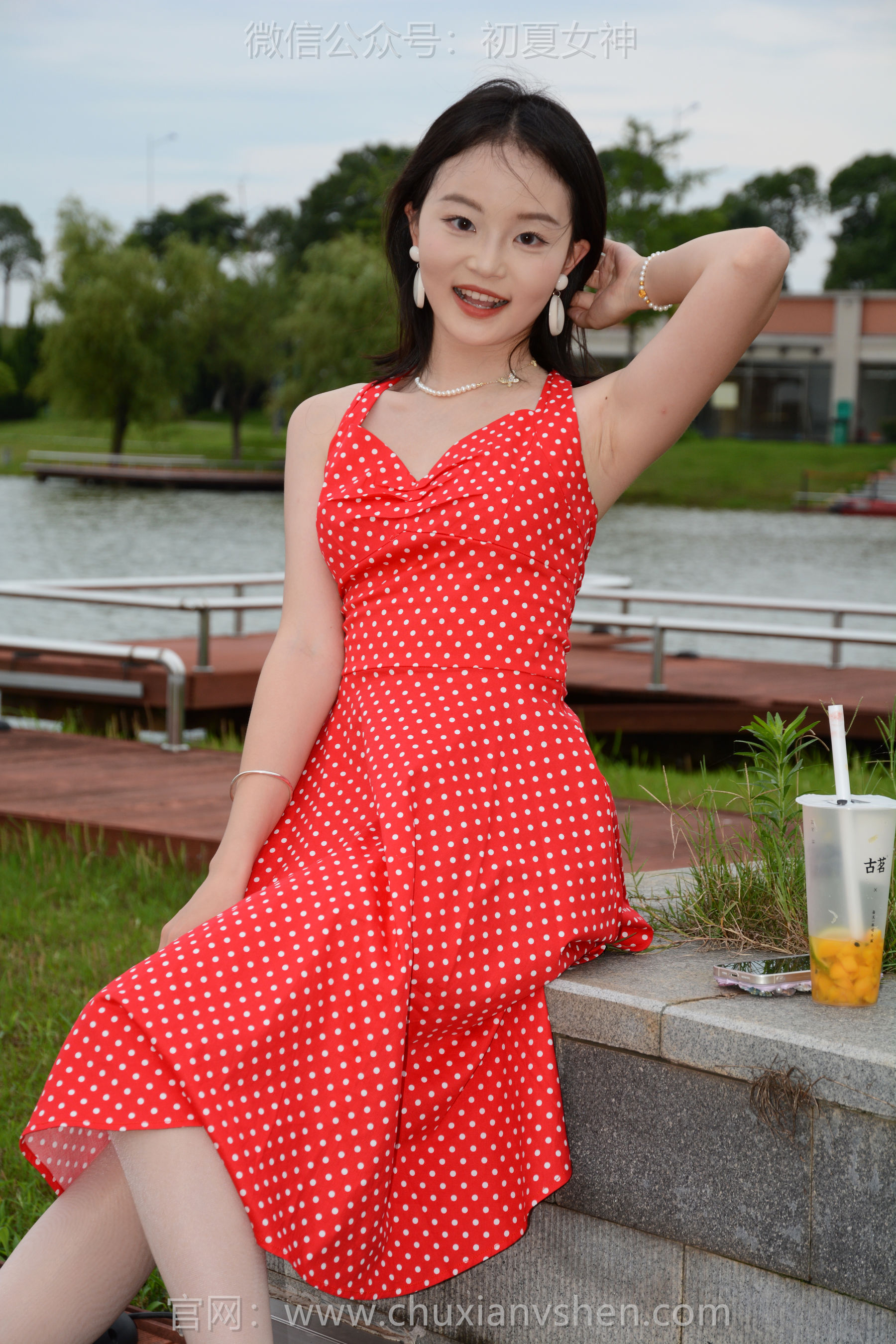 初夏女神 No.253 双双 港式装扮/(140P)