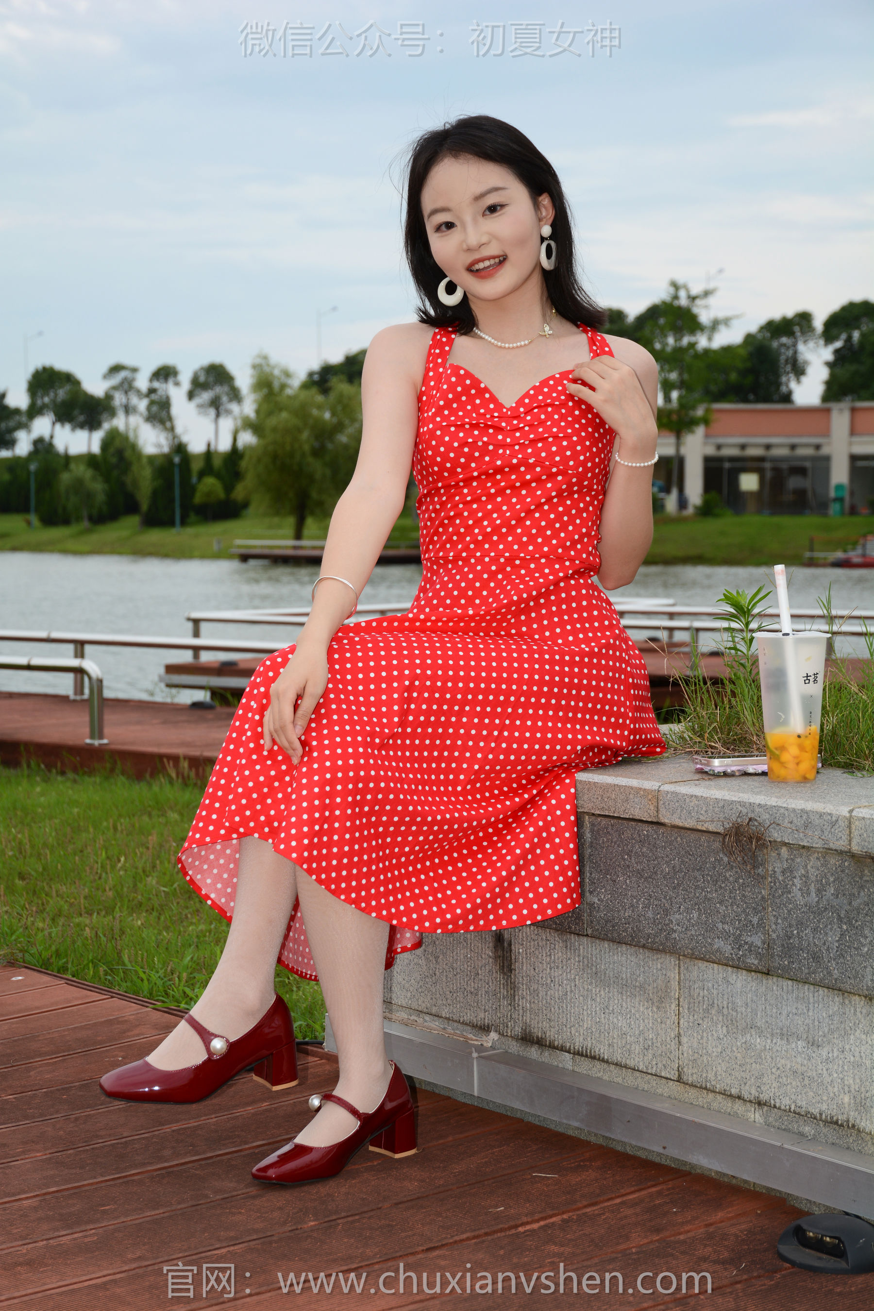 初夏女神 No.253 双双 港式装扮/(140P)