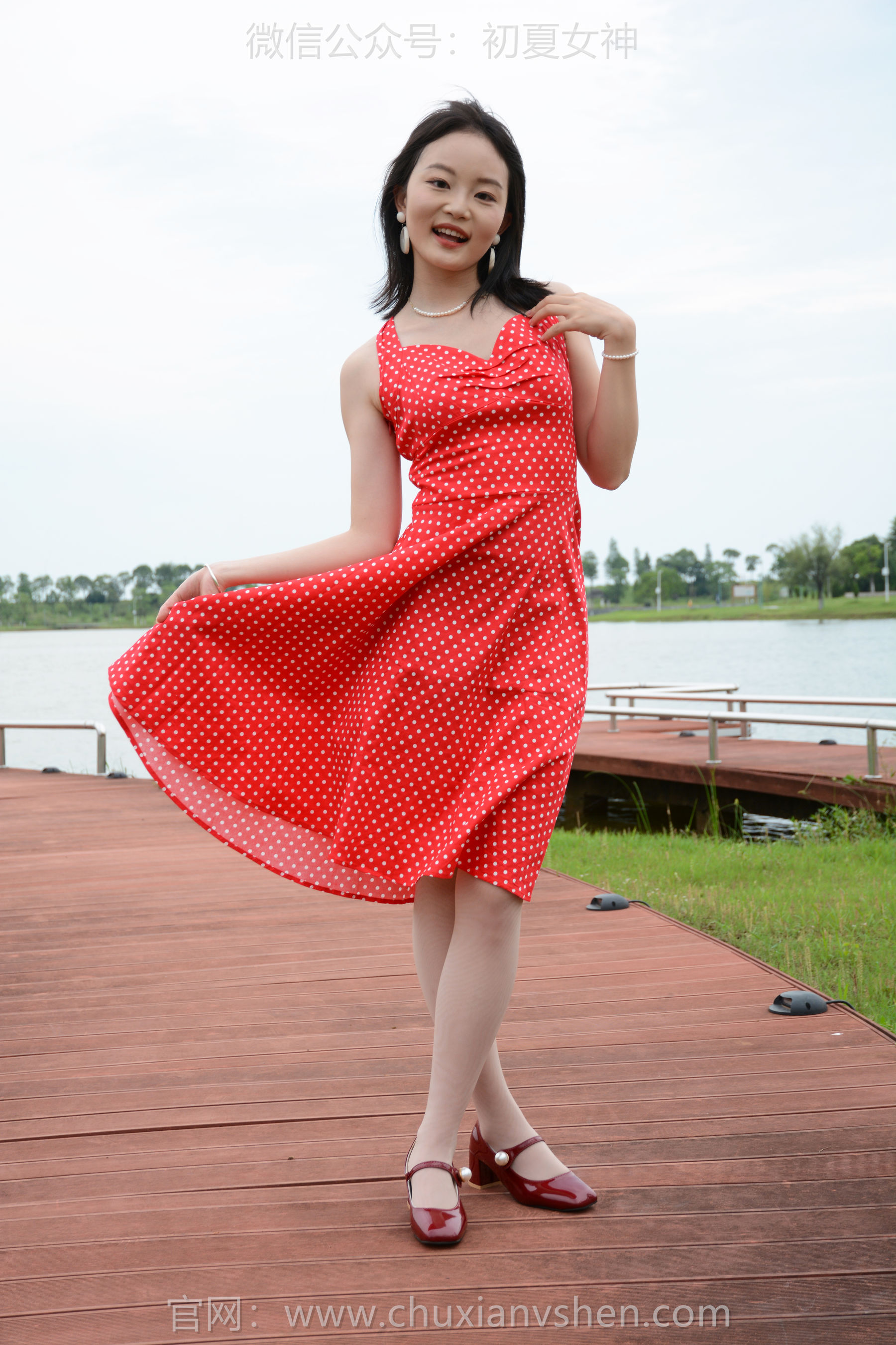 初夏女神 No.253 双双 港式装扮/(140P)