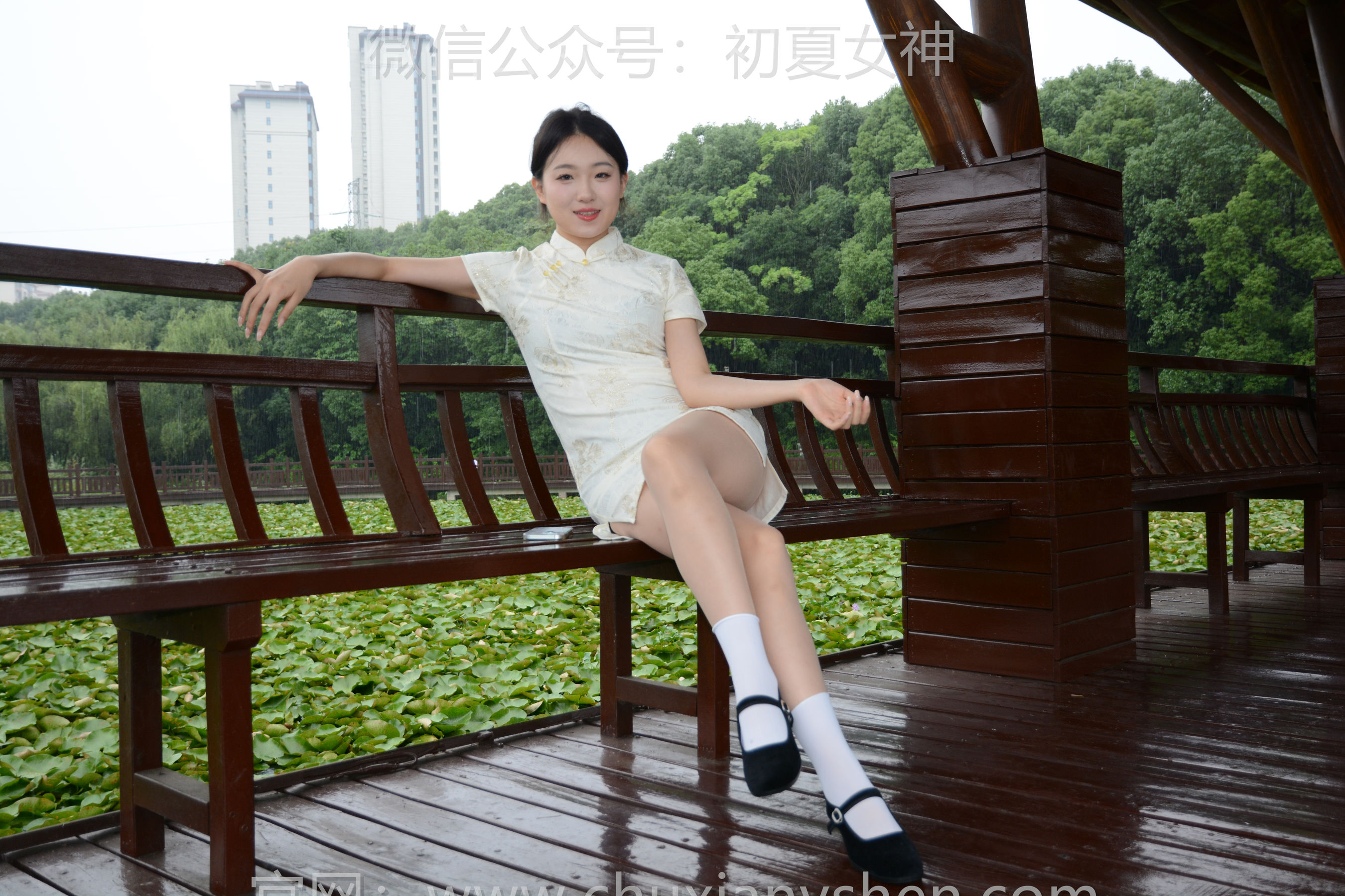 初夏女神 No.255 环环 传统旗袍/(142P)