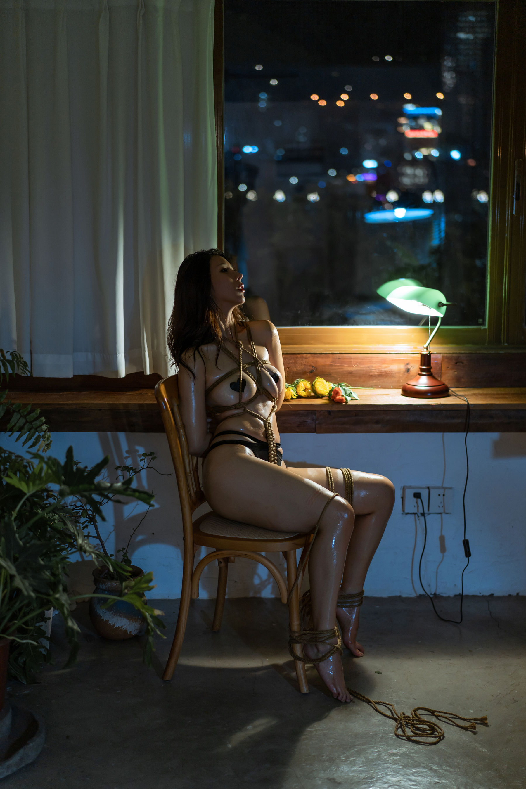 云溪溪 - 奶桃 油亮束缚/(66P)