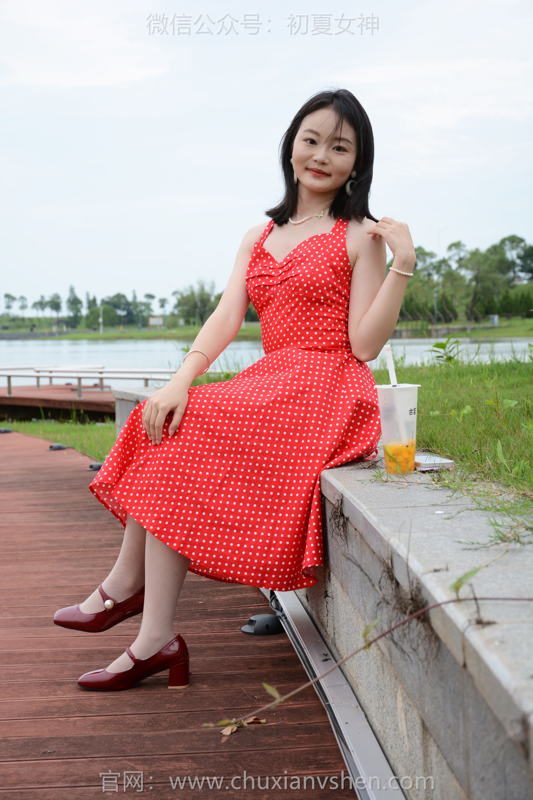 初夏女神 No.253 双双 港式装扮/(140P)