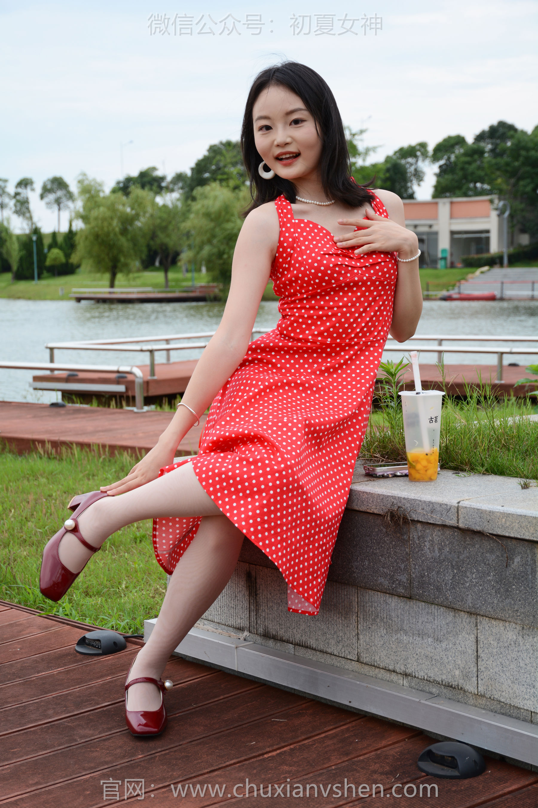 初夏女神 No.253 双双 港式装扮/(140P)