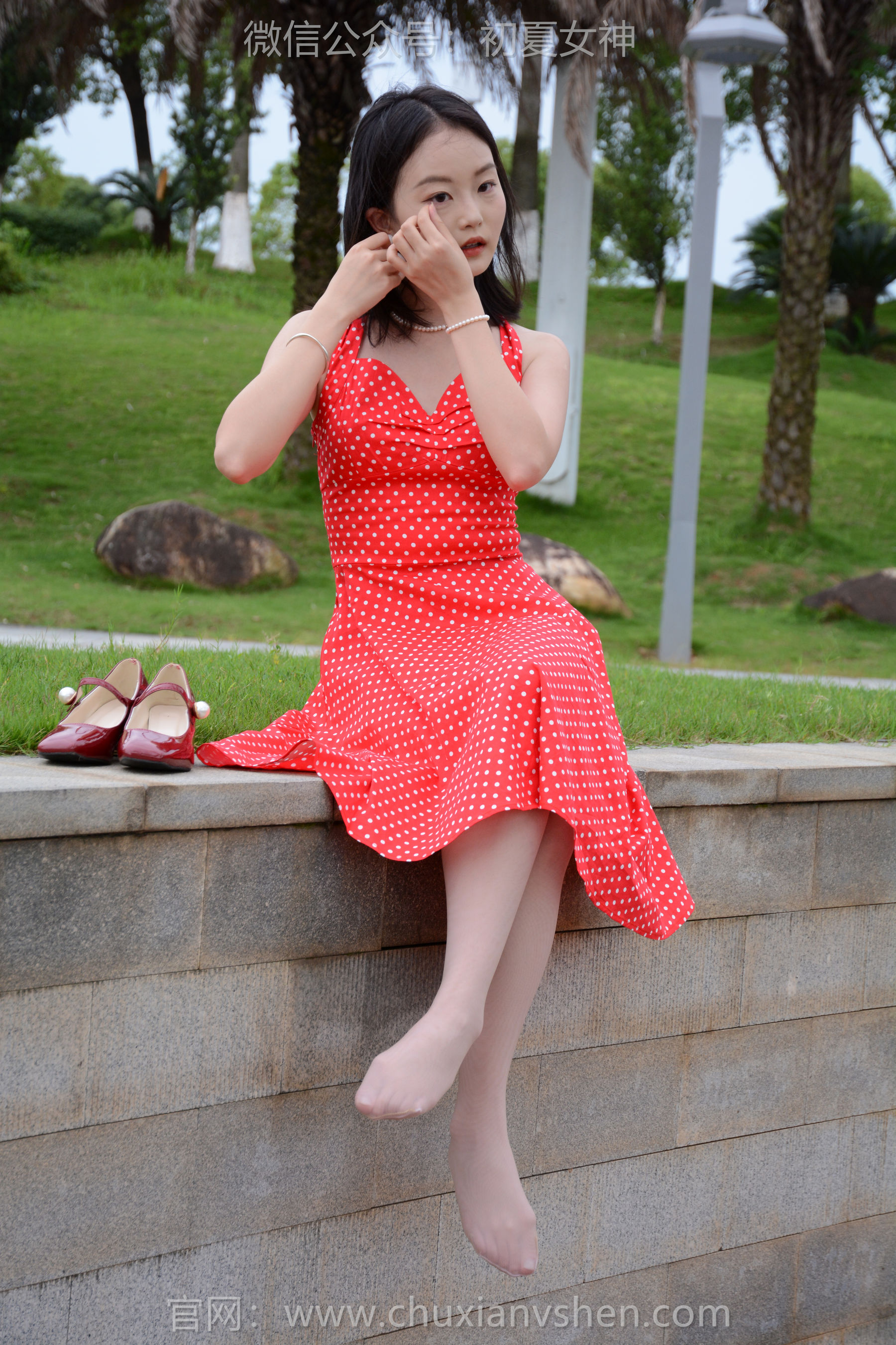 初夏女神 No.253 双双 港式装扮/(140P)