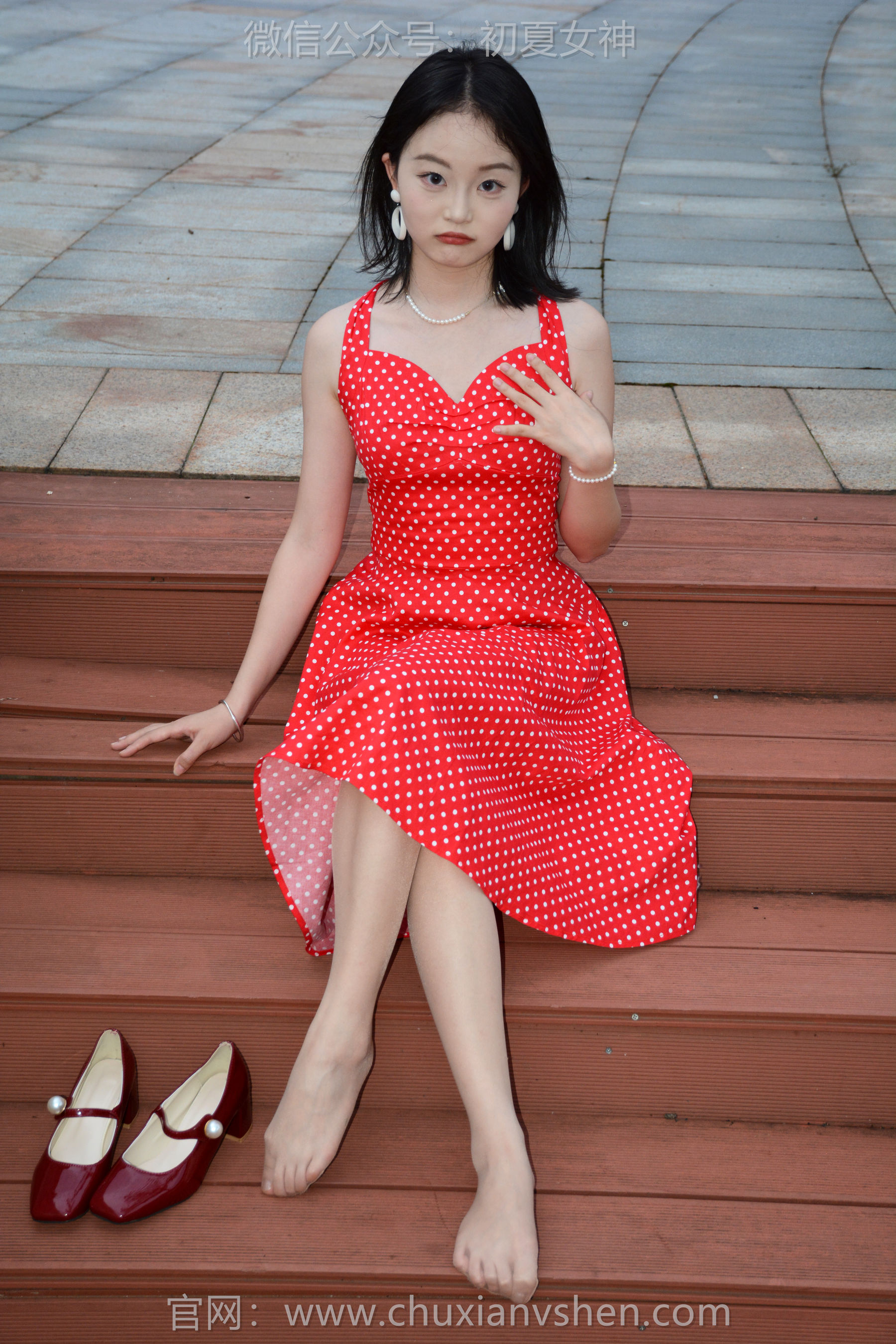 初夏女神 No.253 双双 港式装扮/(140P)