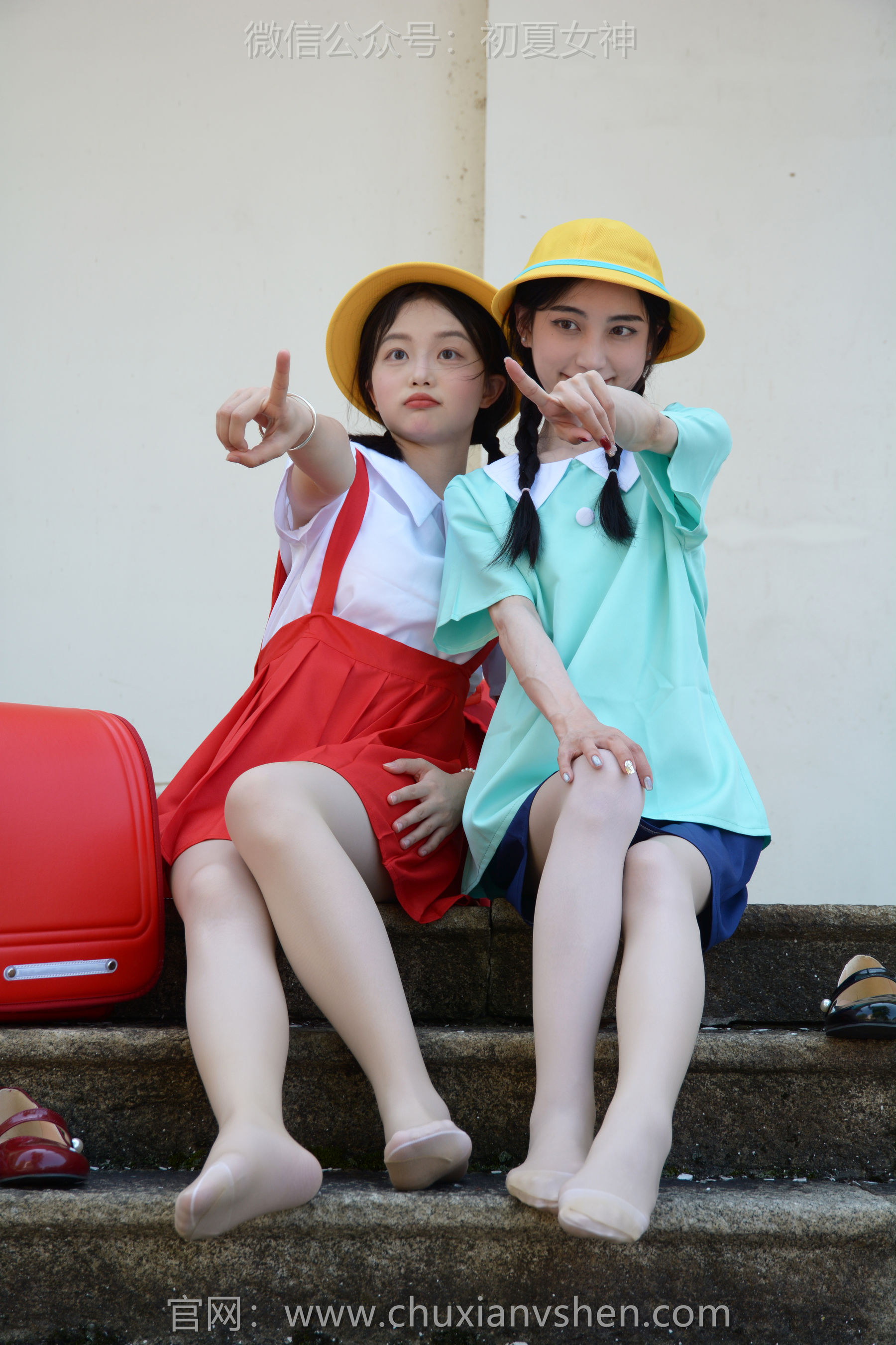 初夏女神 No.260 柒柒&双双 丸子vs小玉/(140P)