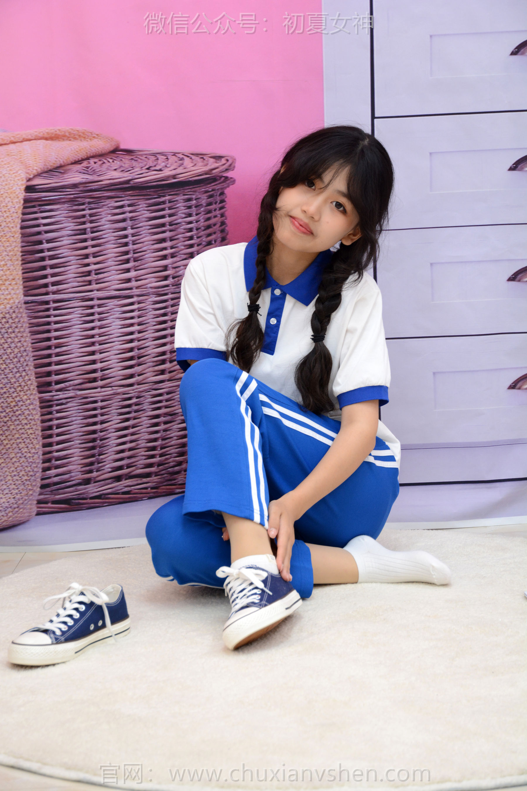 初夏女神 No.258 希希 告别校服/(90P)