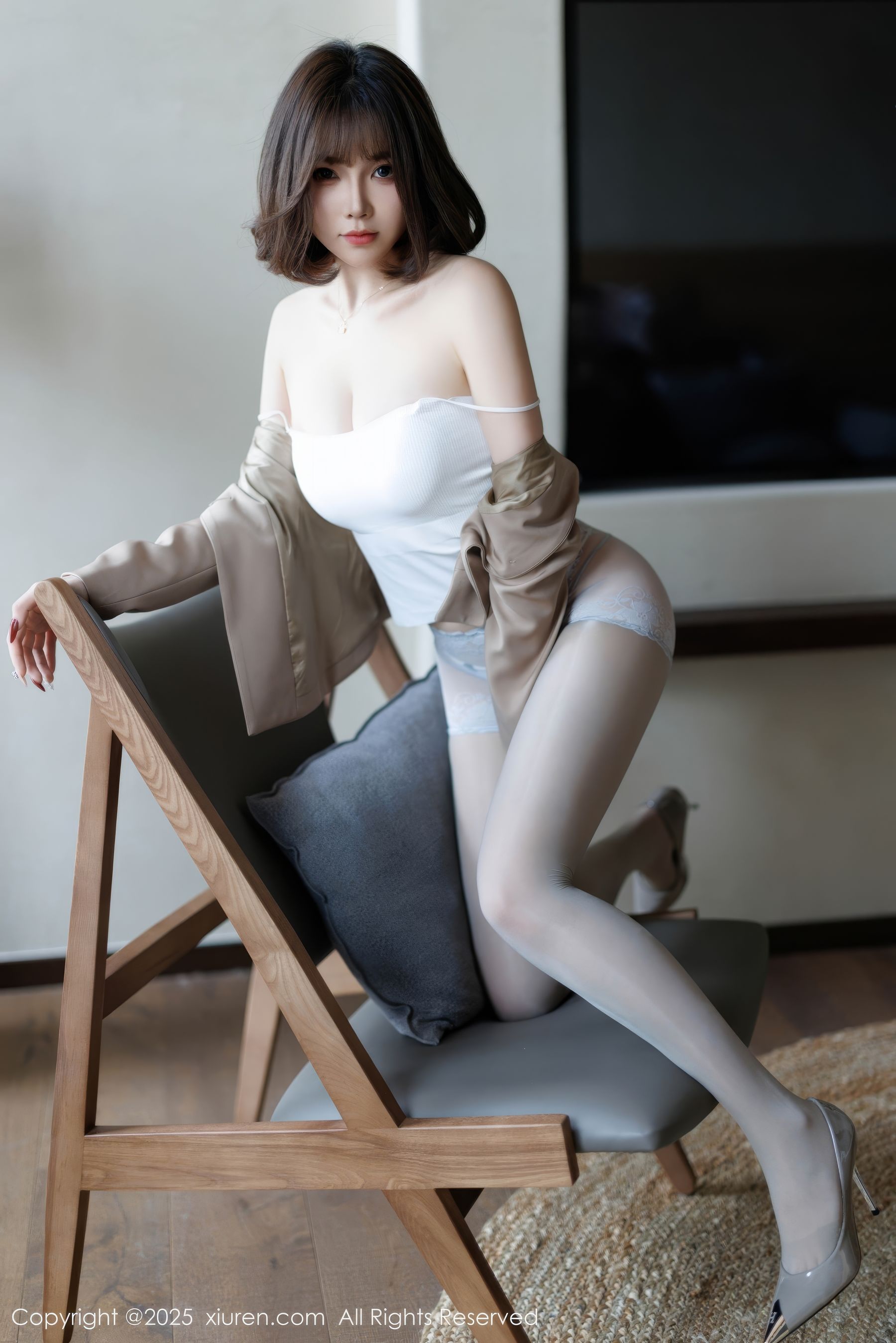 [秀人XiuRen] 2025.02.06 No.9844 徐莉芝Booty/(88P)