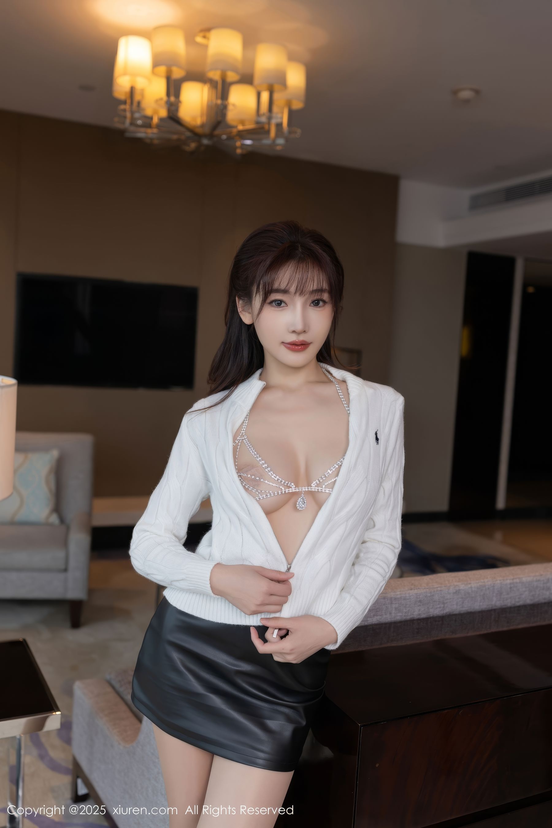 [秀人XiuRen] 2025.02.07 No.9852 陆萱萱/(81P)