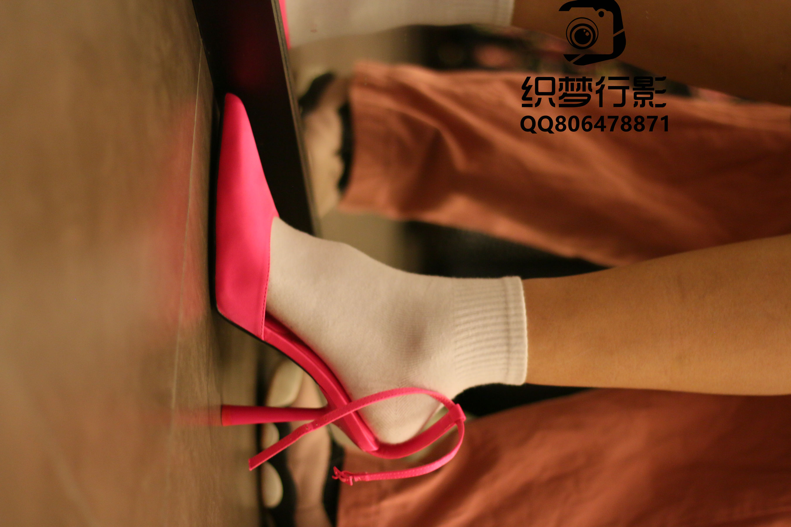 [织梦映像] 叱咤红人-商场多场景拍摄/(311P)