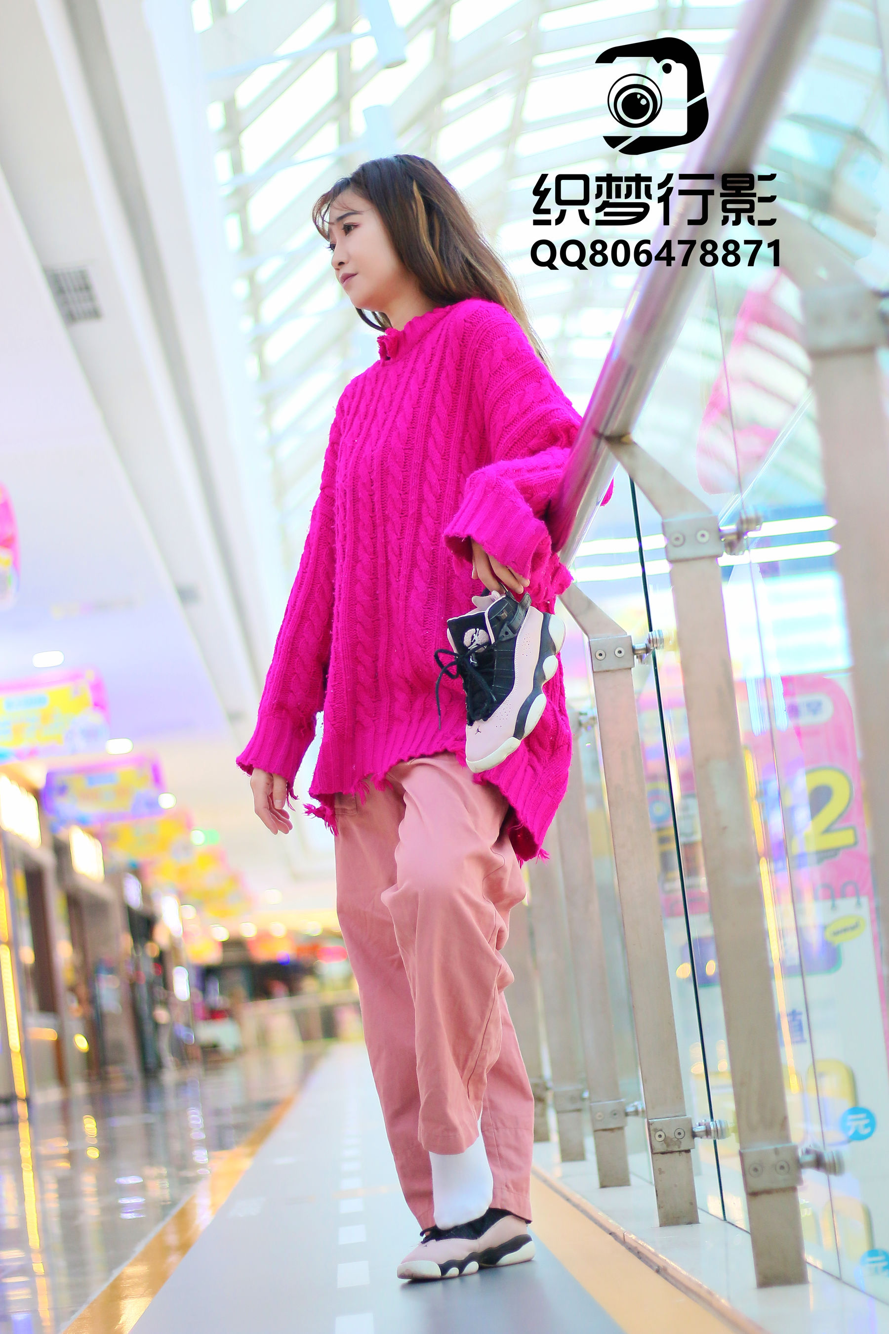 [织梦映像] 叱咤红人-商场多场景拍摄/(311P)