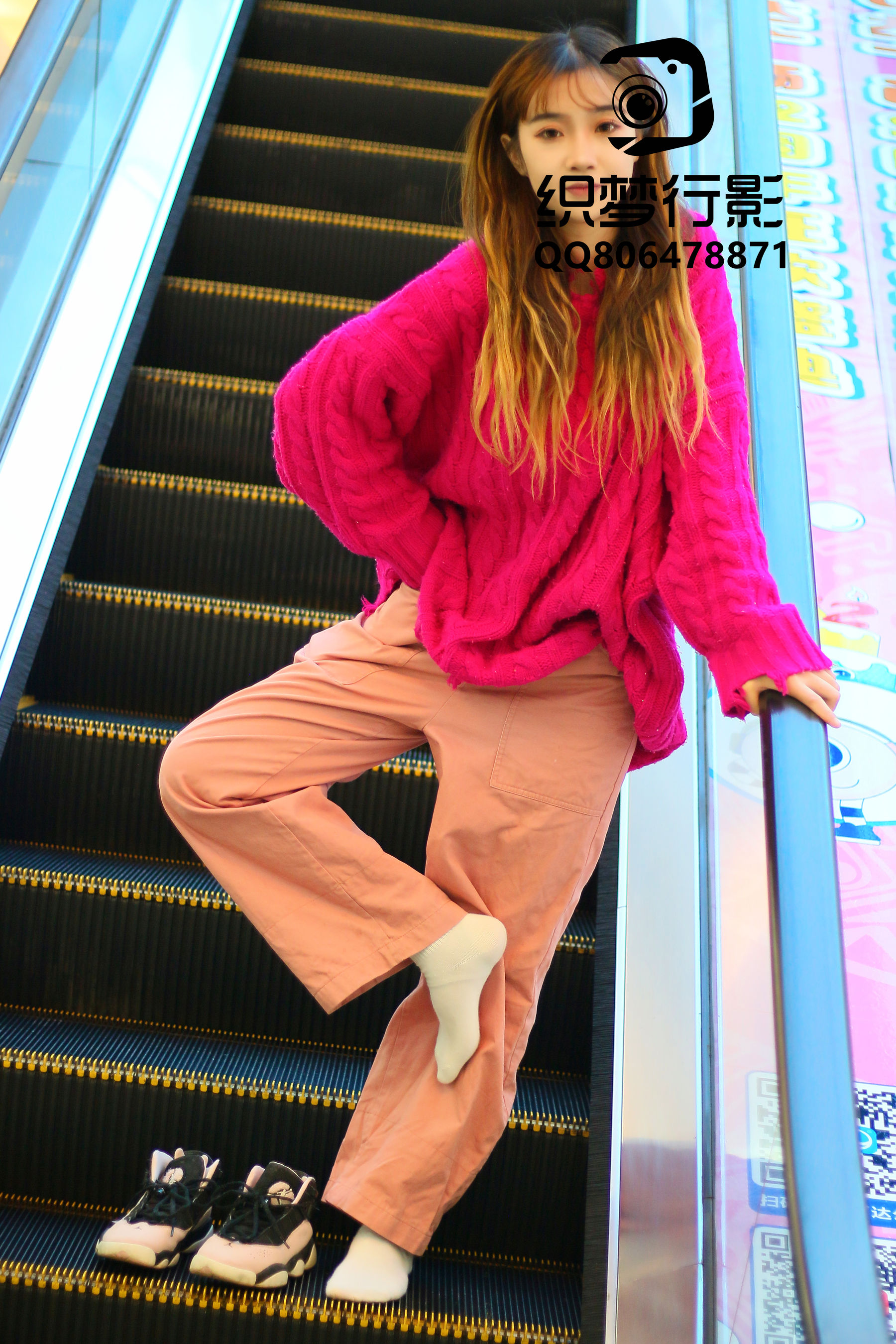 [织梦映像] 叱咤红人-商场多场景拍摄/(311P)