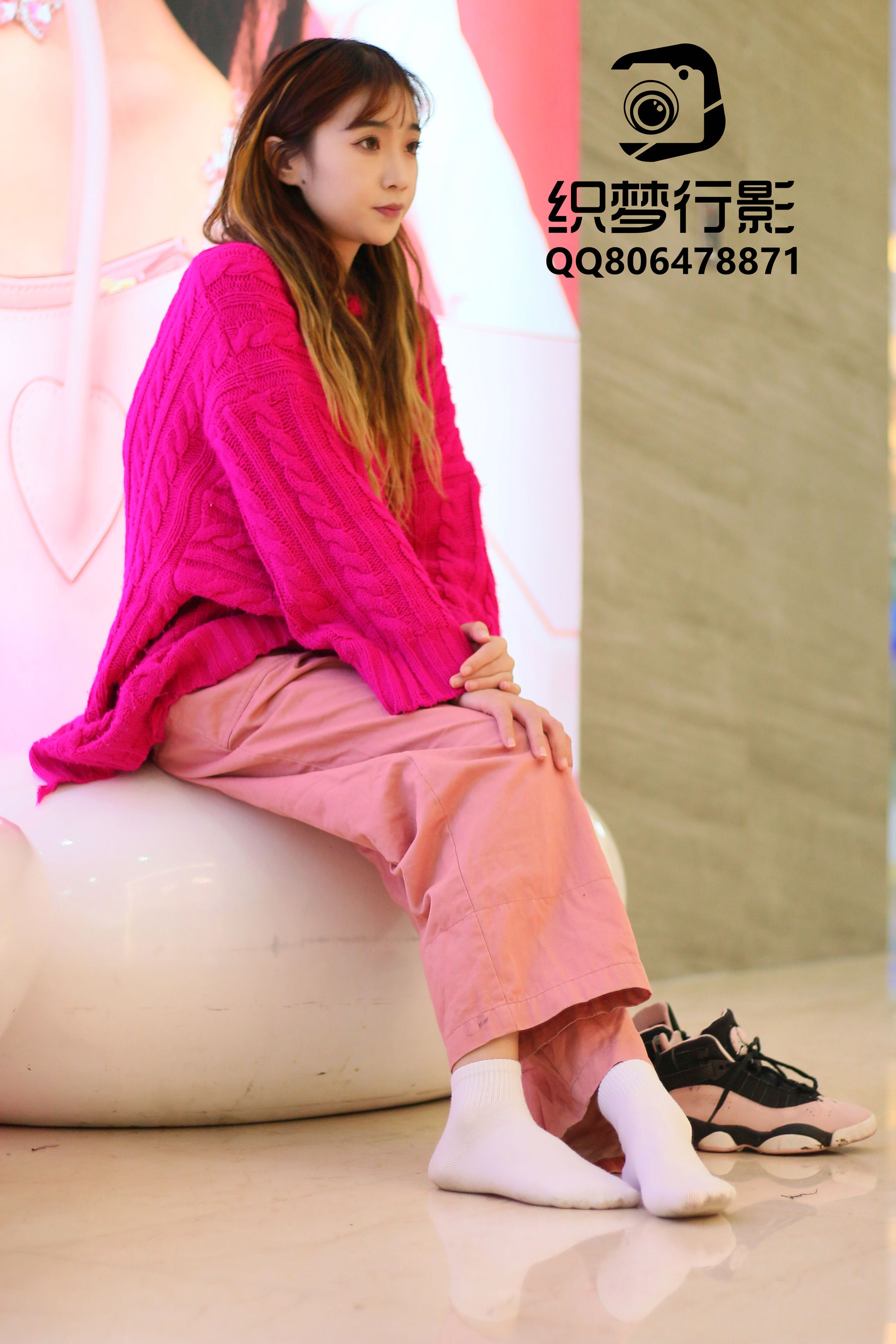 [织梦映像] 叱咤红人-商场多场景拍摄/(311P)