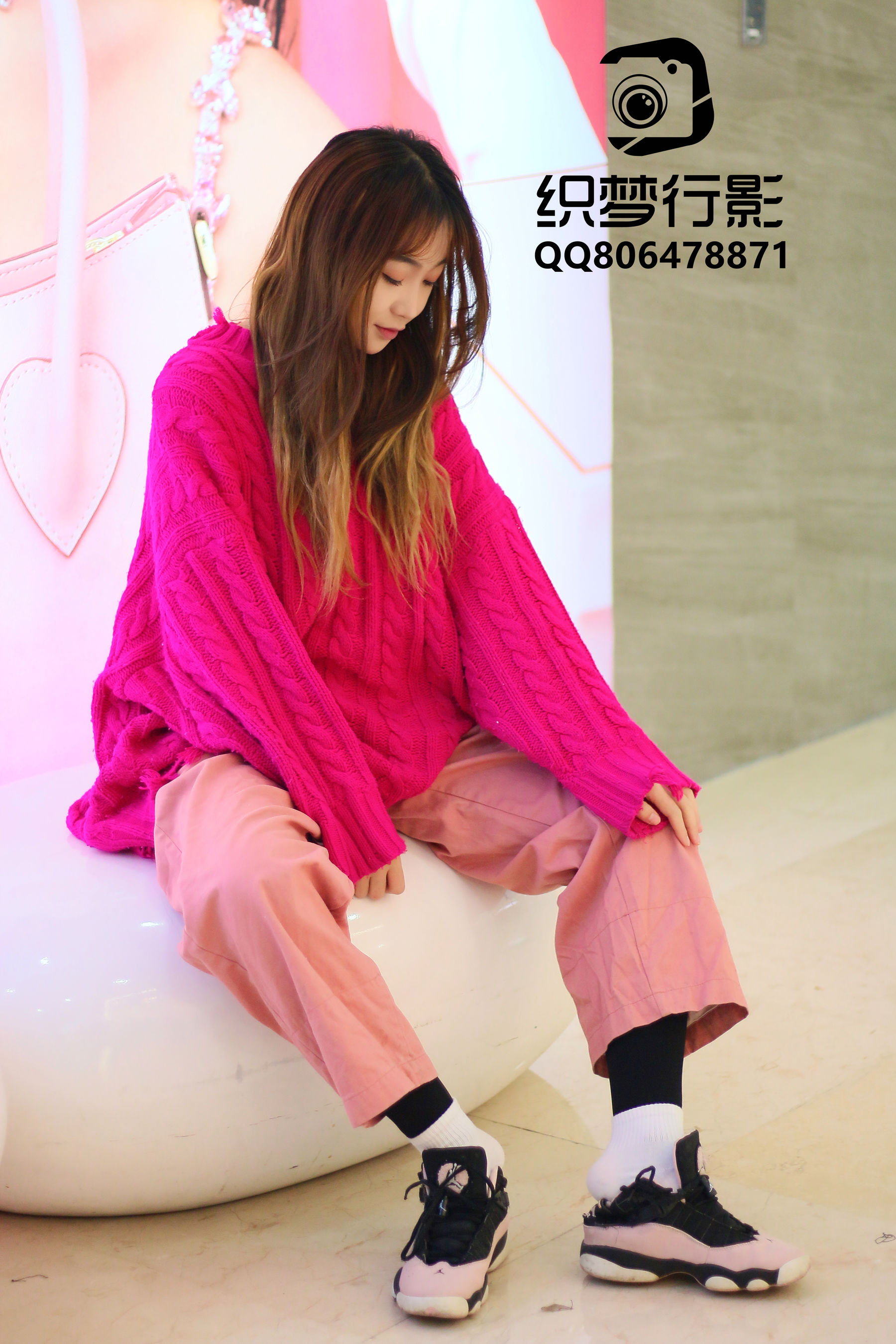 [织梦映像] 叱咤红人-商场多场景拍摄/(311P)