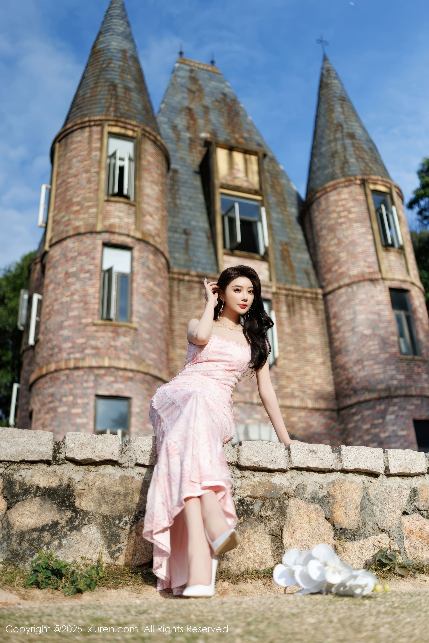 [秀人XiuRen] 2025.02.14 No.9886 杨晨晨Yome/(81P)