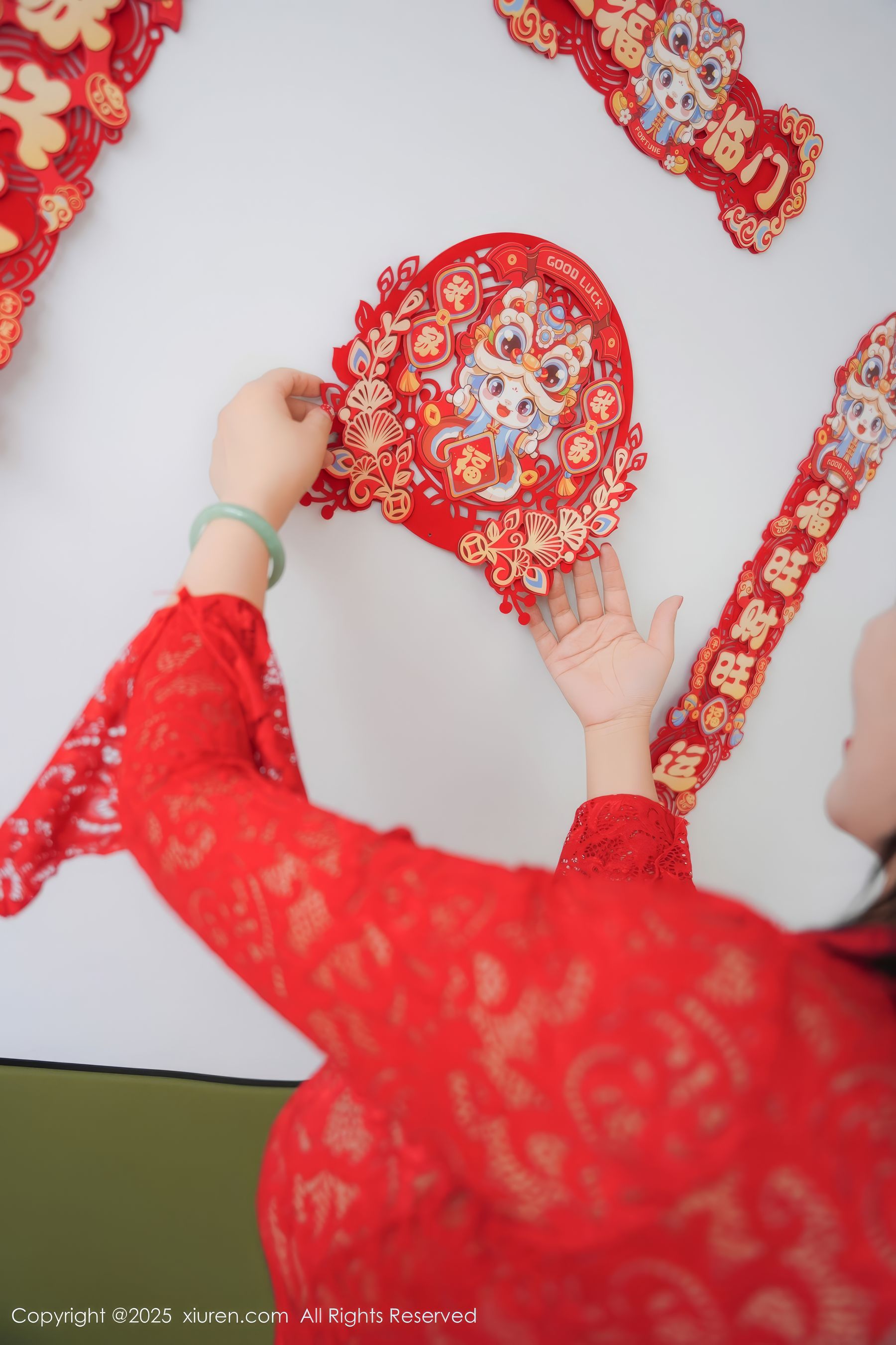 [秀人XiuRen] 2025.02.10 No.9862 油田溪溪/(77P)