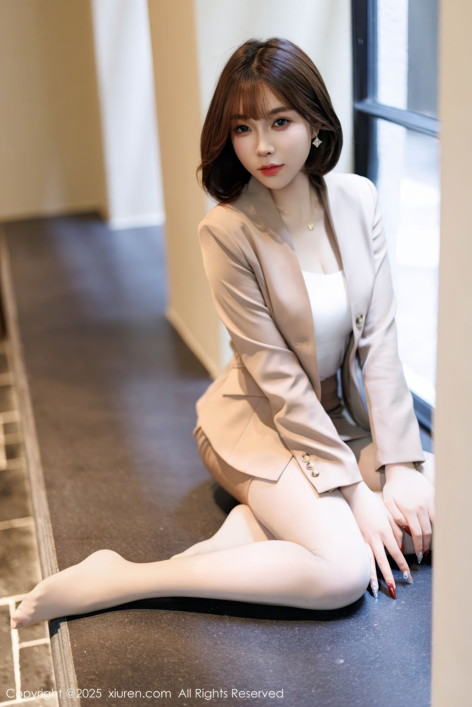 [秀人XiuRen] 2025.02.06 No.9844 徐莉芝Booty/(88P)