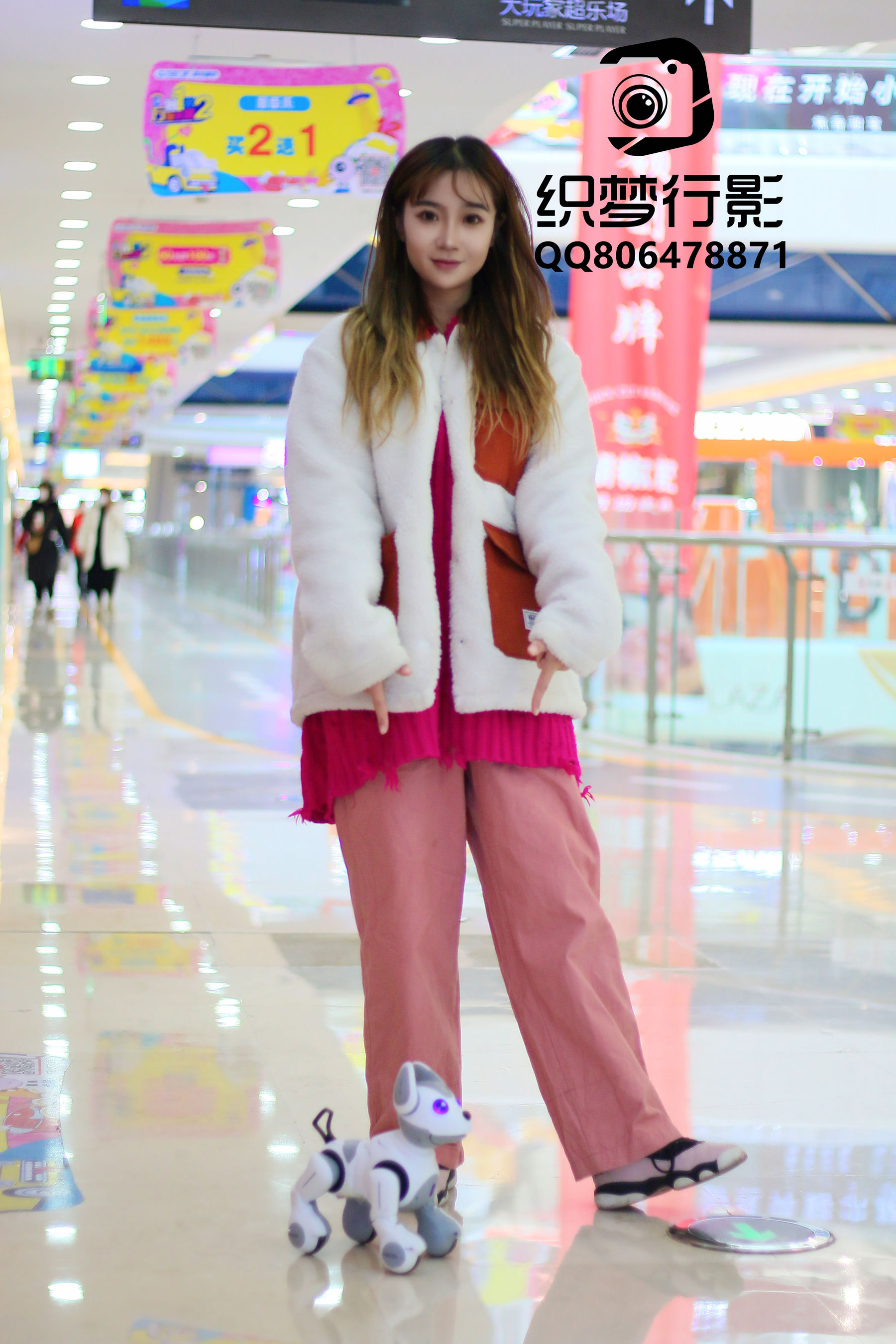 [织梦映像] 叱咤红人-商场多场景拍摄/(311P)