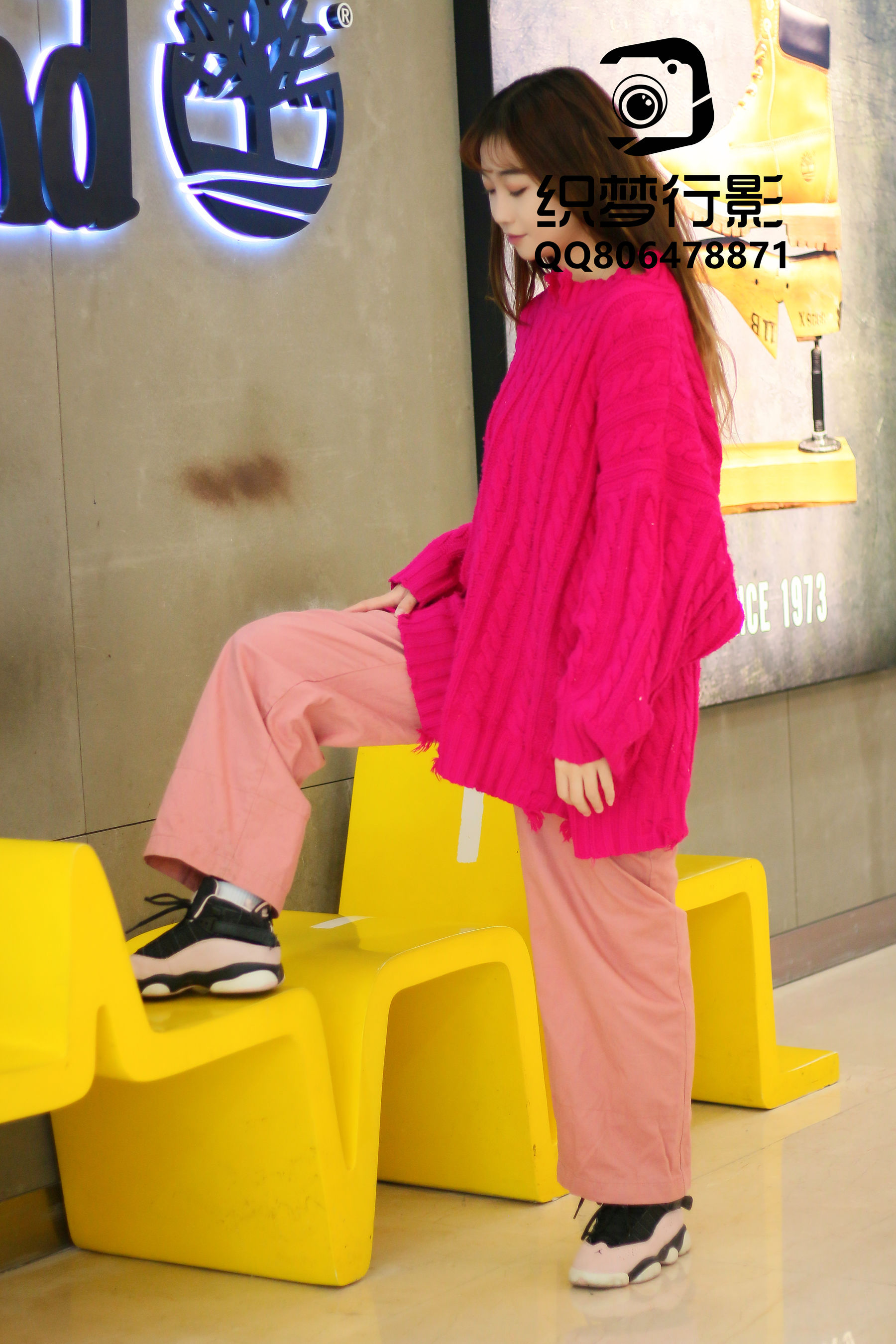 [织梦映像] 叱咤红人-商场多场景拍摄/(311P)