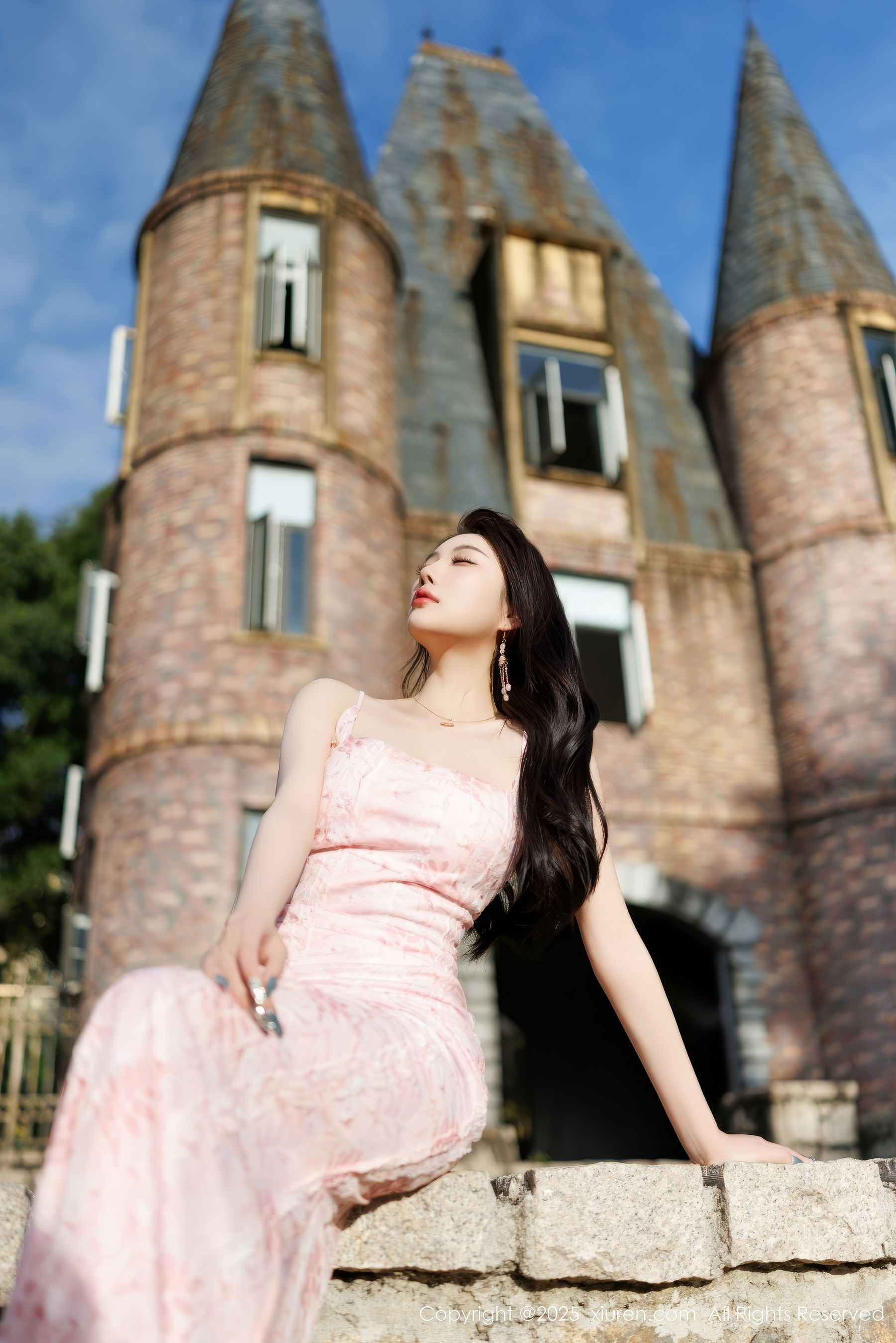 [秀人XiuRen] 2025.02.14 No.9886 杨晨晨Yome/(81P)