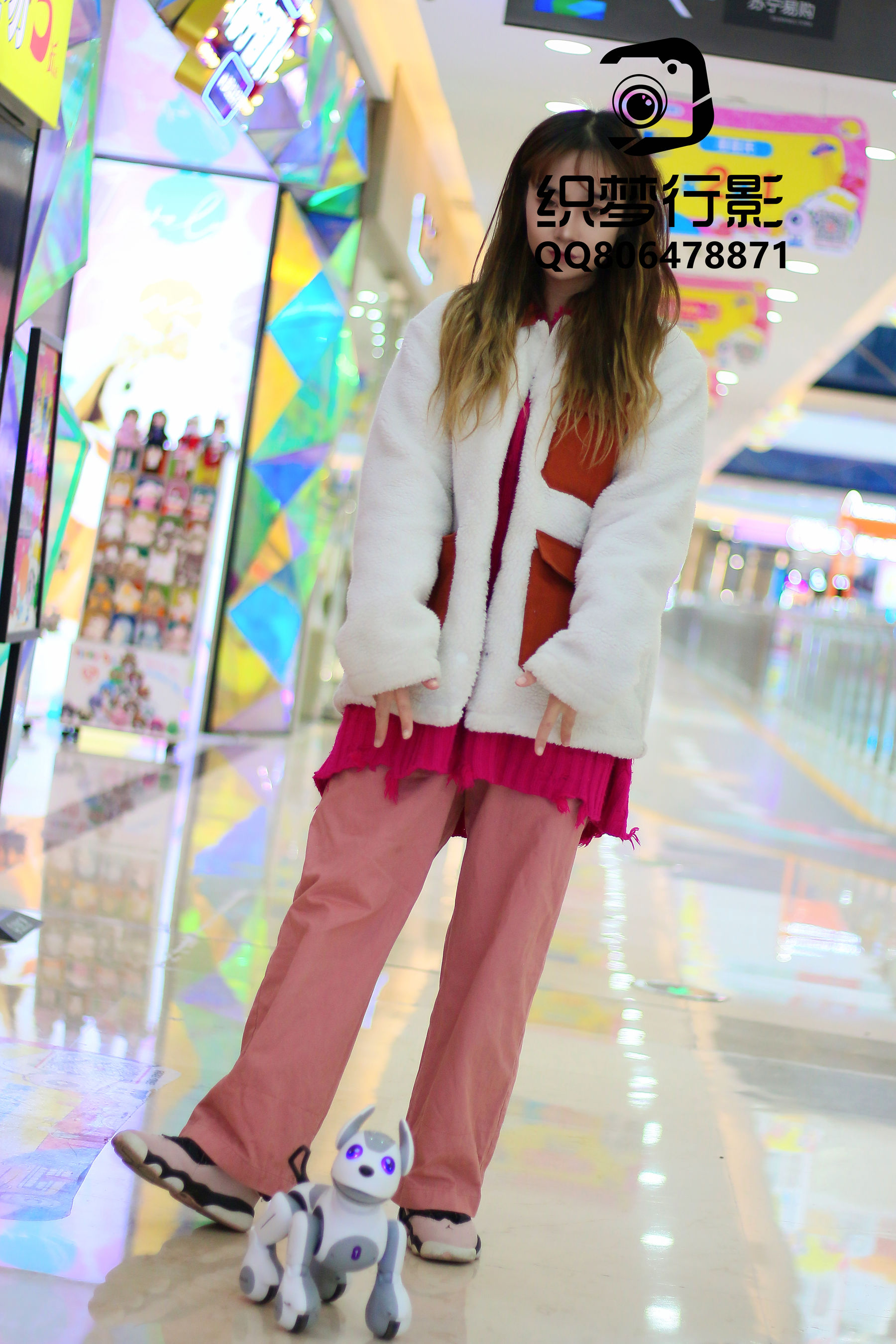 [织梦映像] 叱咤红人-商场多场景拍摄/(311P)