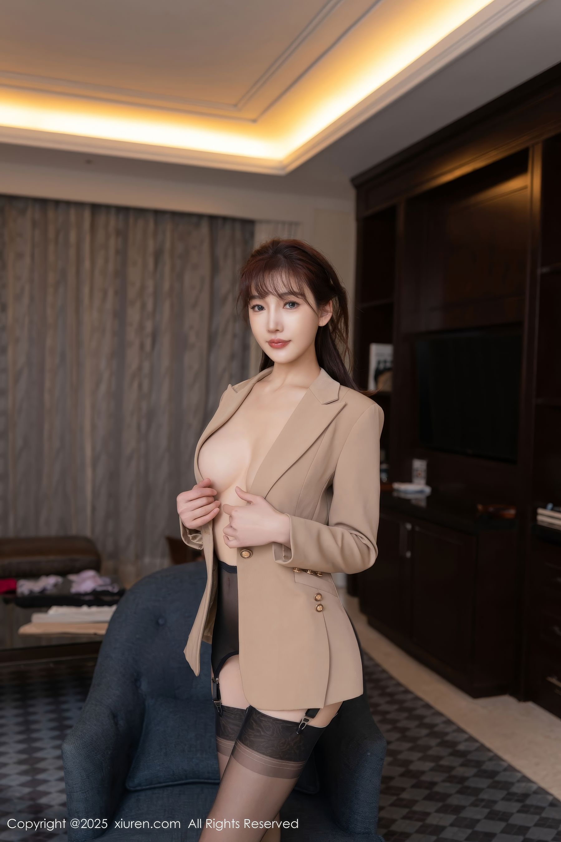 [秀人XiuRen] 2025.02.13 No.9881 陆萱萱/(82P)