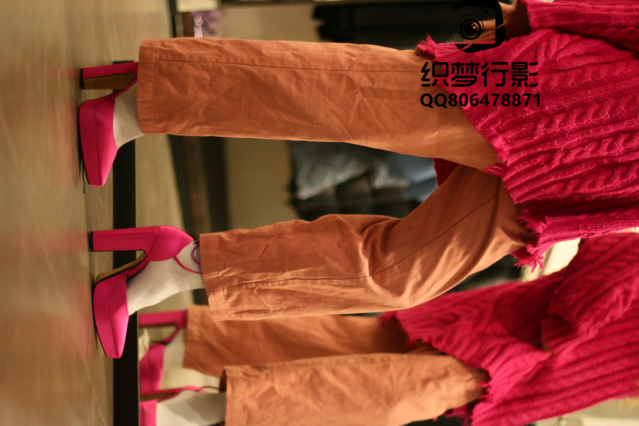 [织梦映像] 叱咤红人-商场多场景拍摄/(311P)