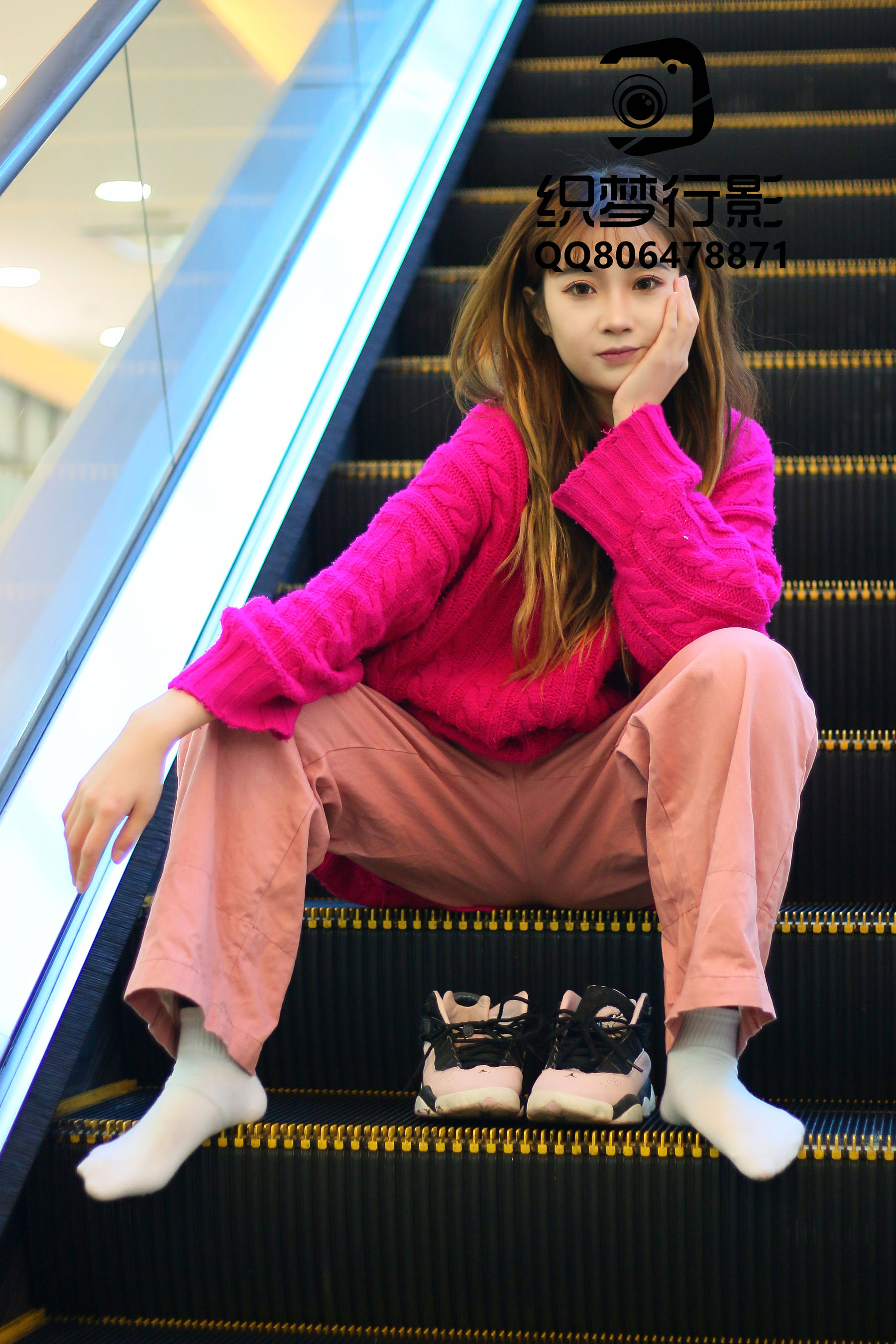 [织梦映像] 叱咤红人-商场多场景拍摄/(311P)