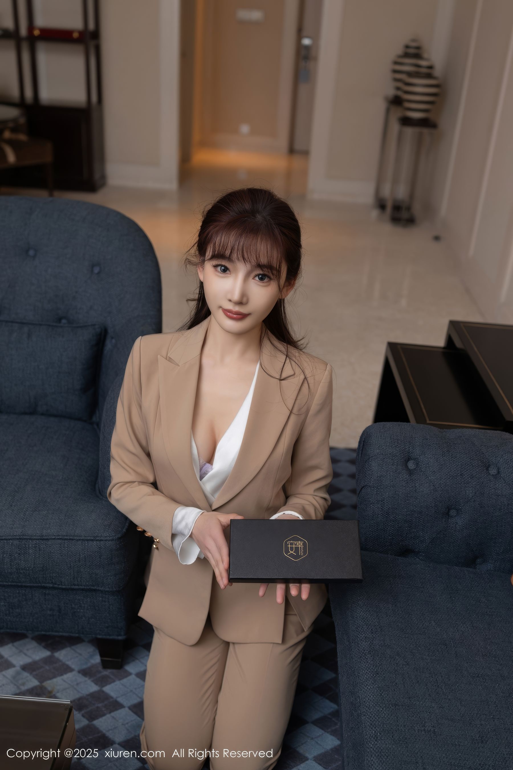 [秀人XiuRen] 2025.02.13 No.9881 陆萱萱/(82P)